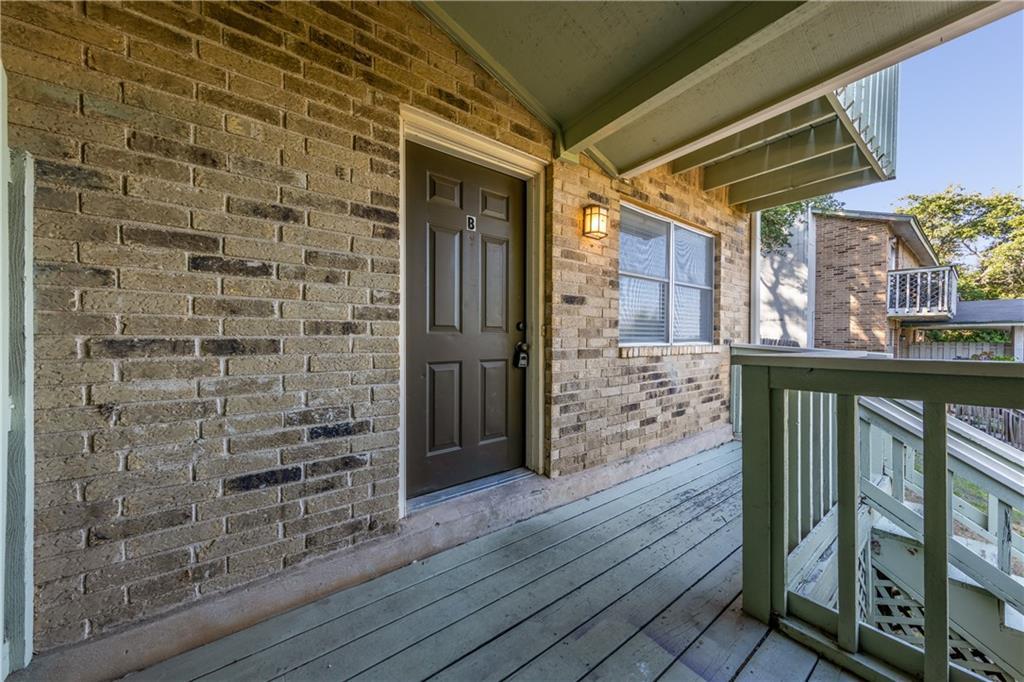 8106 Dunn St St #b Property Photo 3