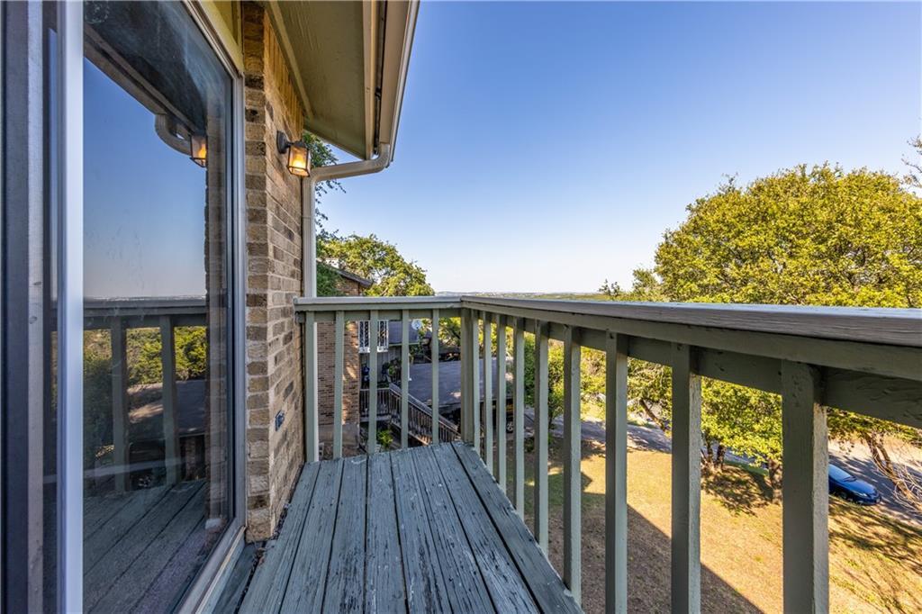 8106 Dunn St St #b Property Photo 17