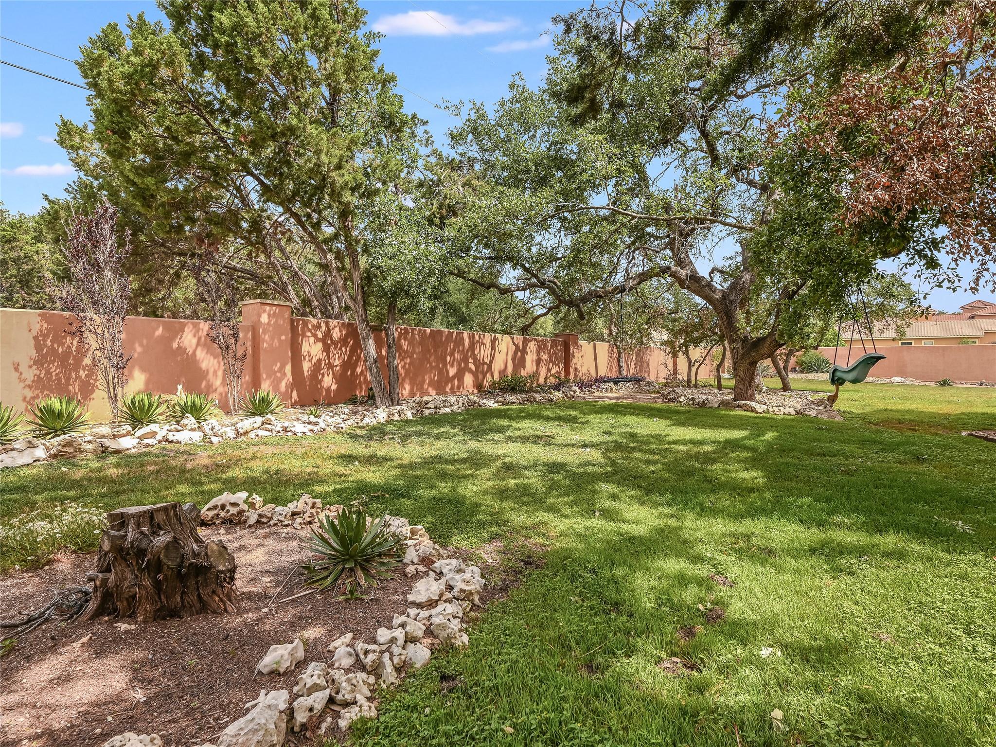 15005 Lariat Trl Property Photo 12