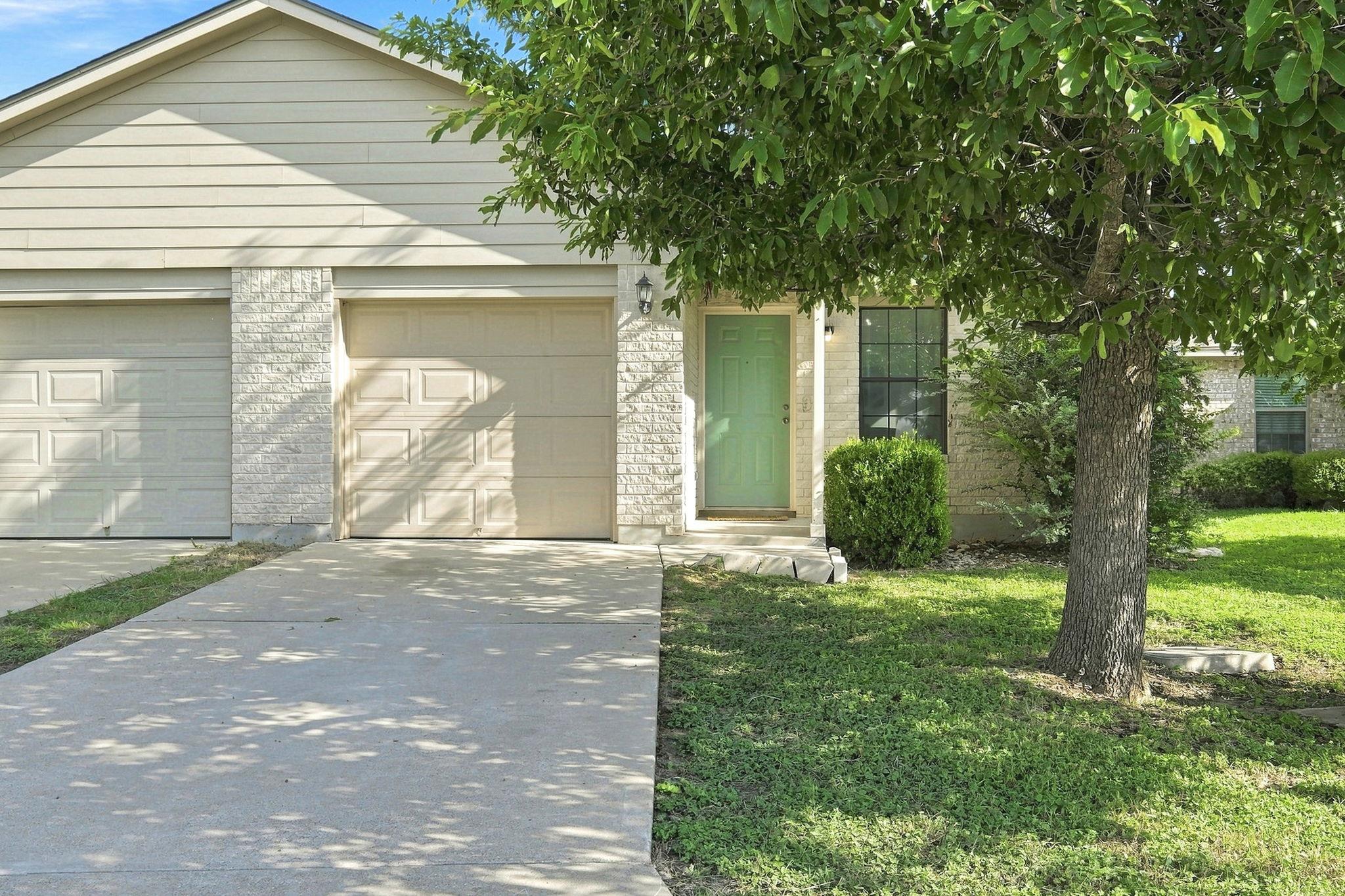 1017 Drovers Cv Property Photo 1