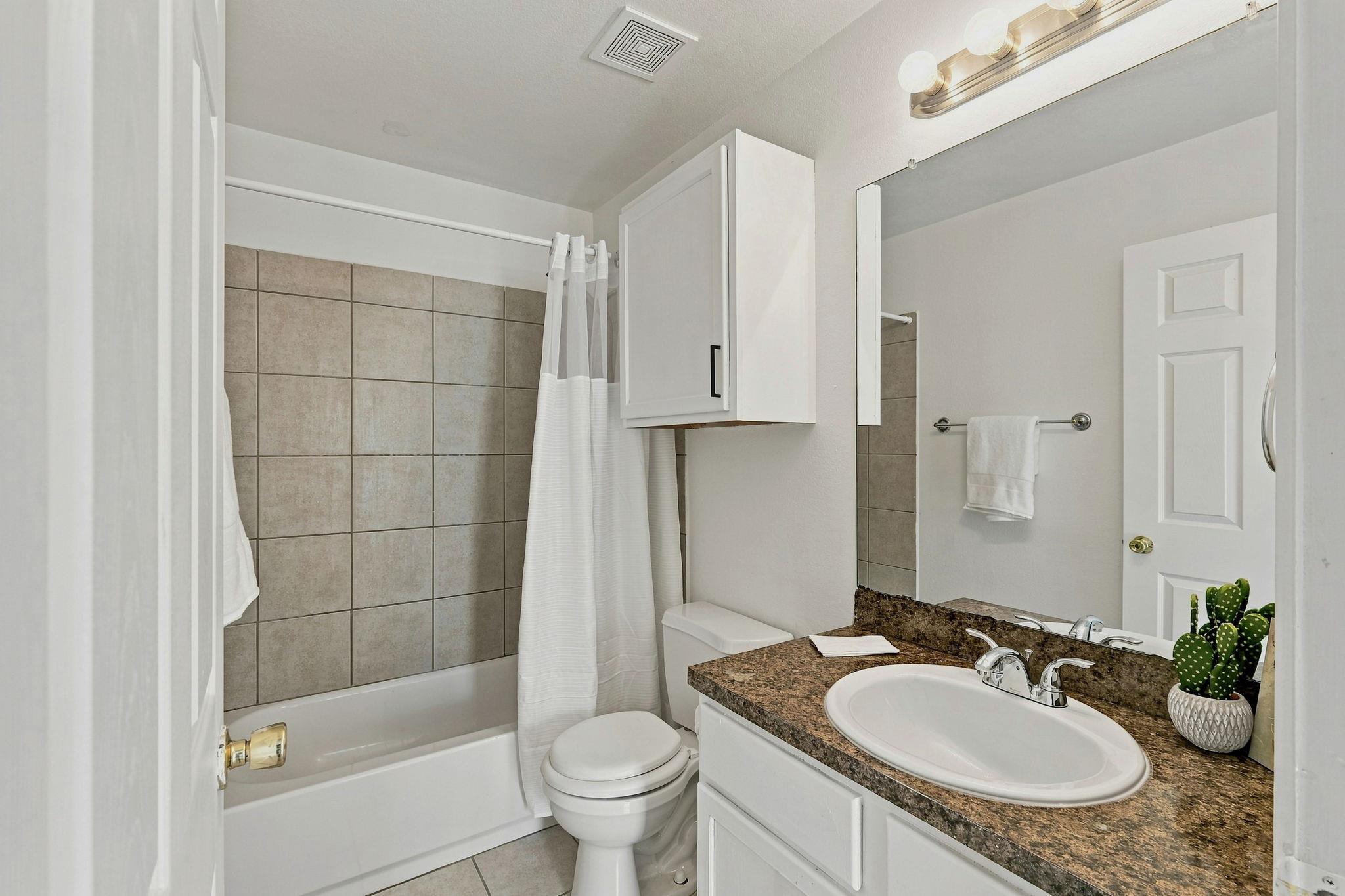 1017 Drovers Cv Property Photo 11