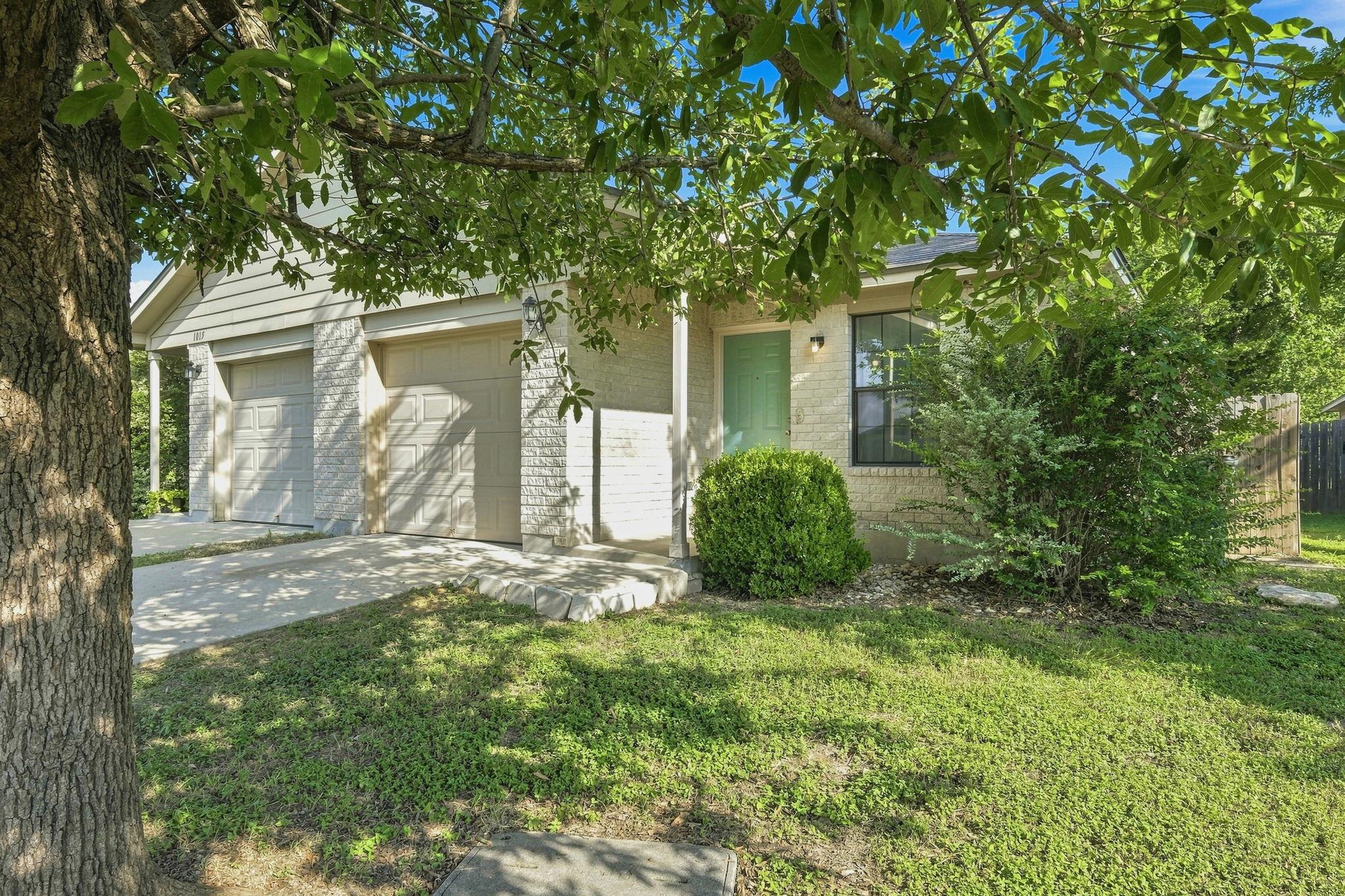 1017 Drovers Cv Property Photo 14