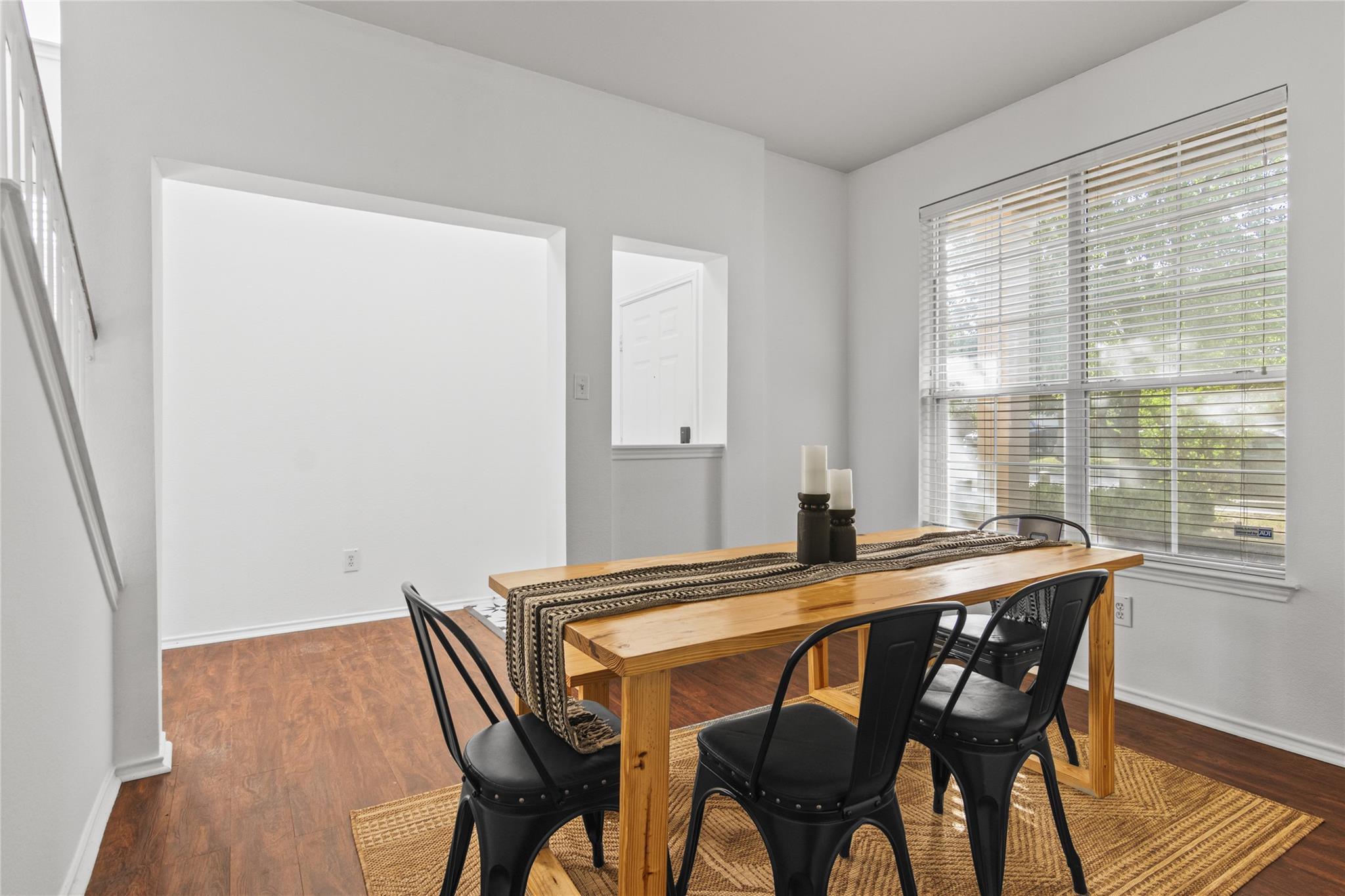 13524 Lyndon B Johnson St Property Photo 8