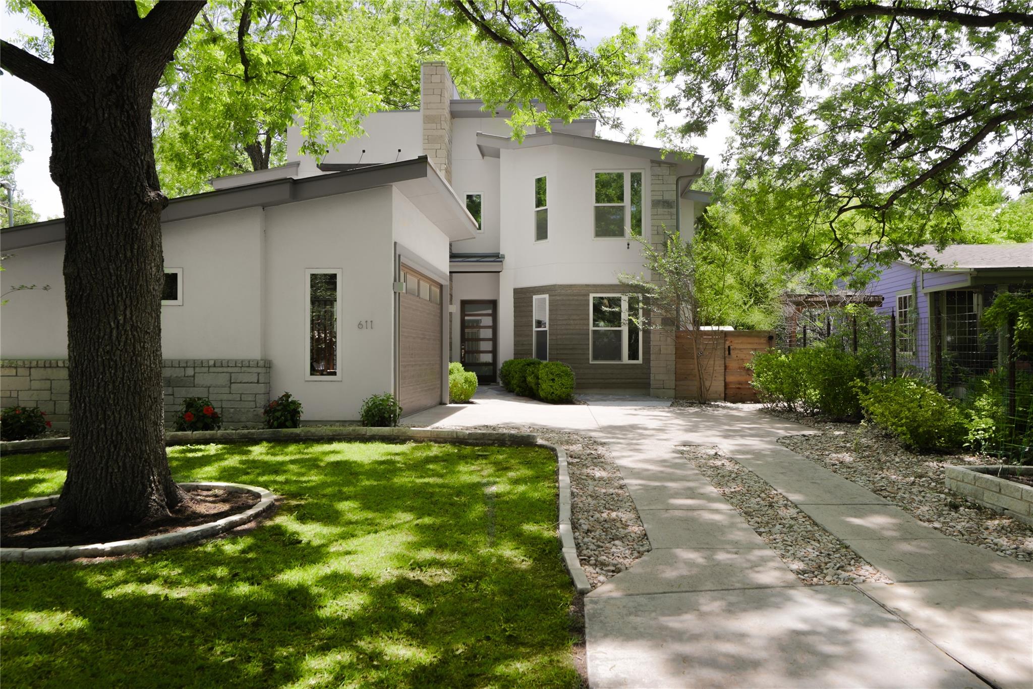 611 Fletcher St Property Photo
