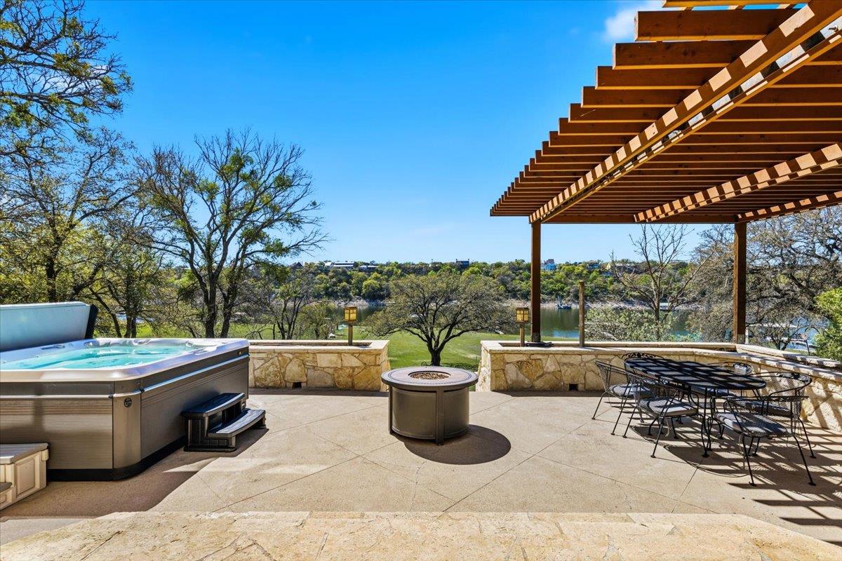 25207 Lake View Dr Property Photo 4