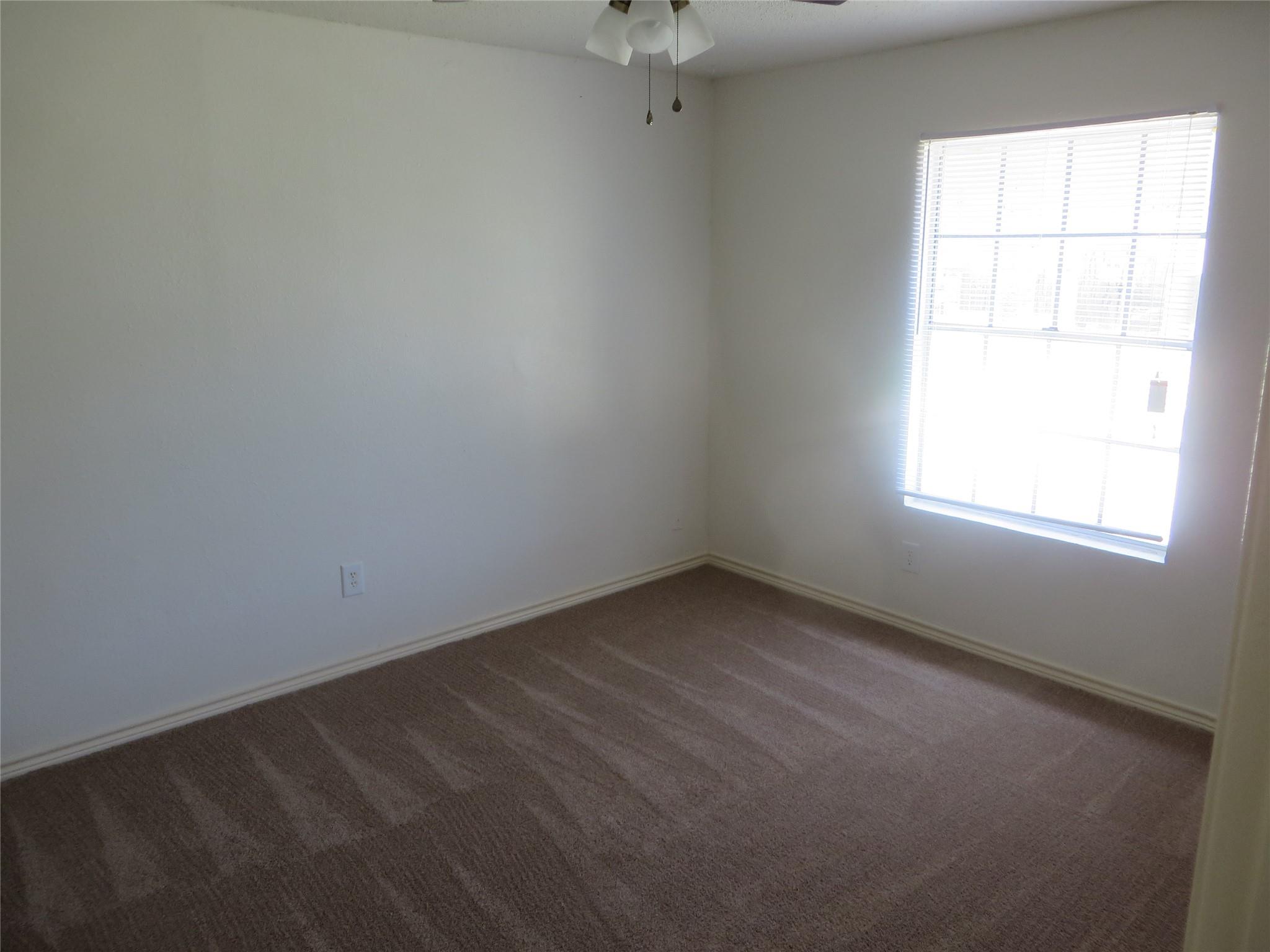 4511 W Village Ct Property Photo 8