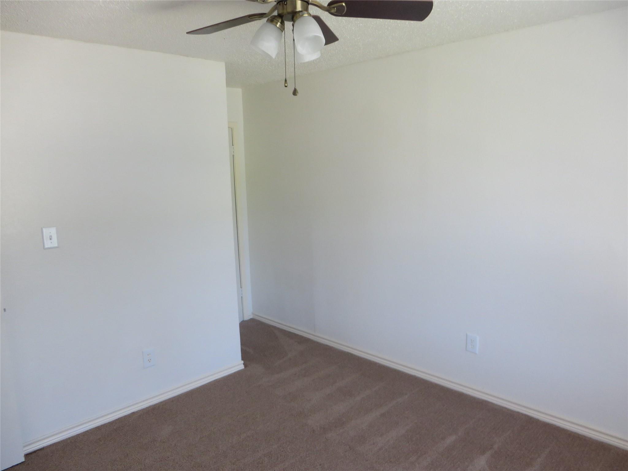 4511 W Village Ct Property Photo 9