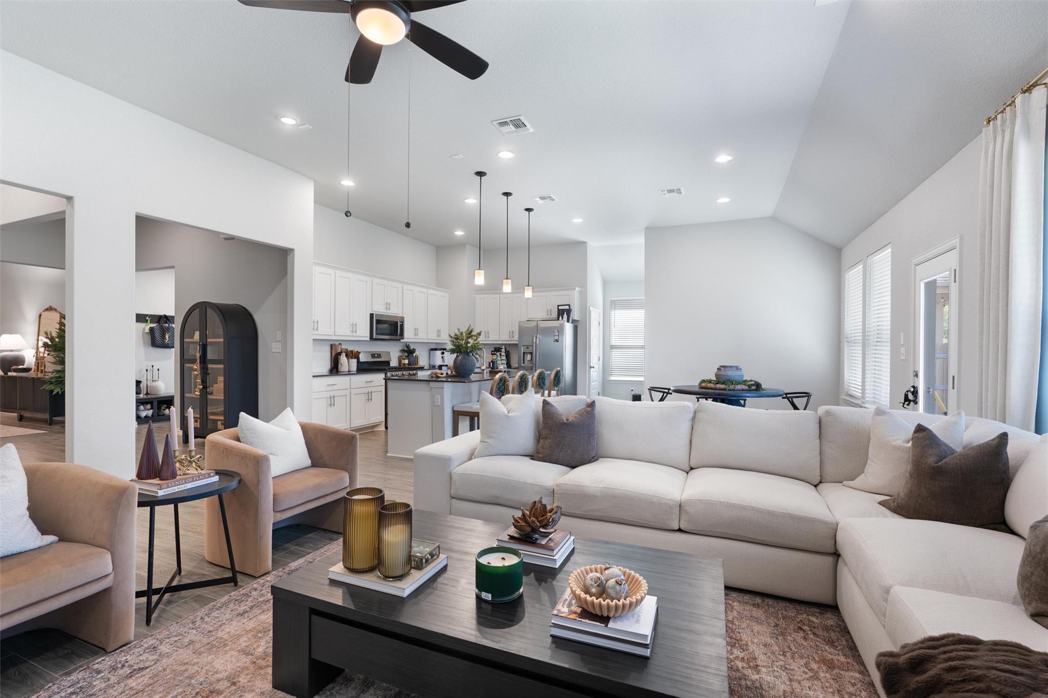 12804 Mission River Dr Property Photo 1