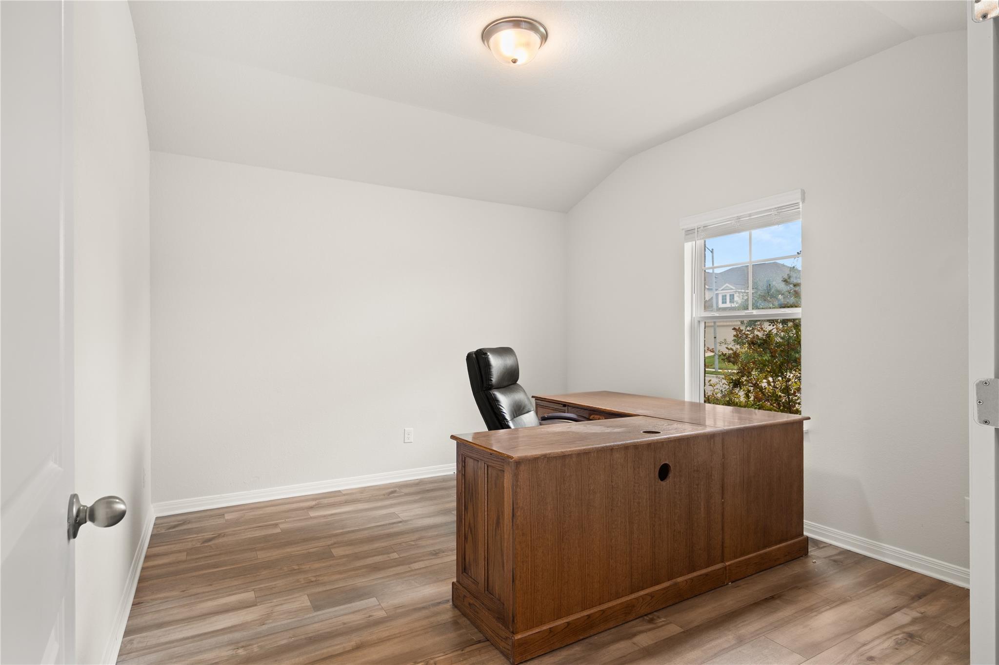 105 Saviano Rd Property Photo 14