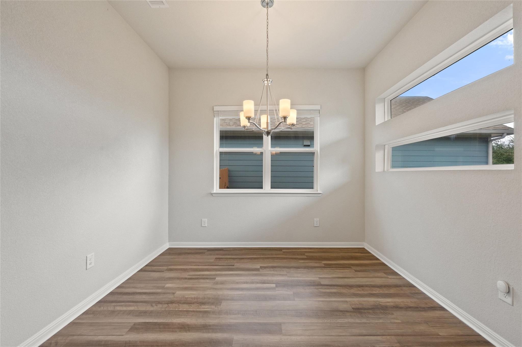 9941 Comely Bnd Property Photo 4