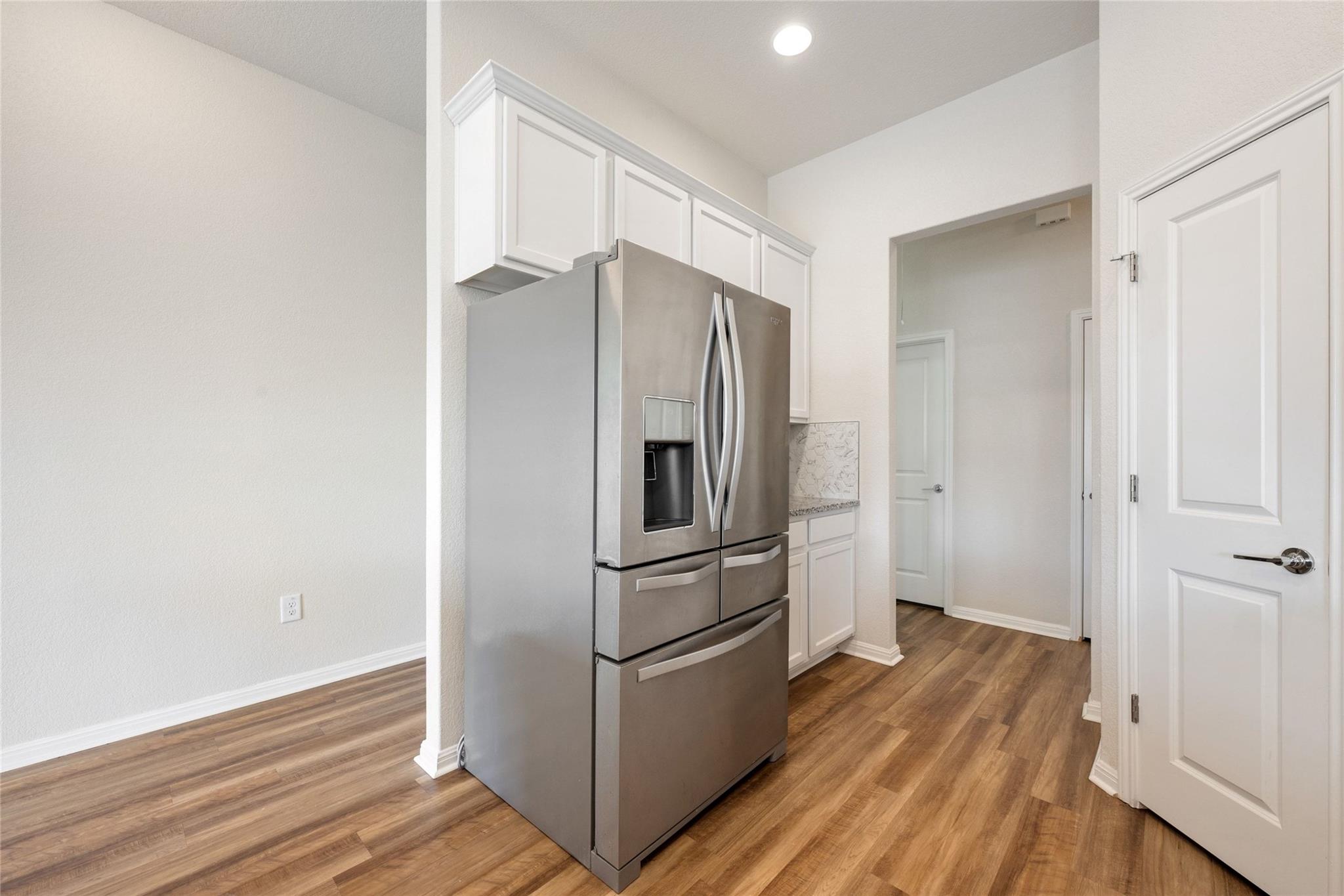 9941 Comely Bnd Property Photo 8