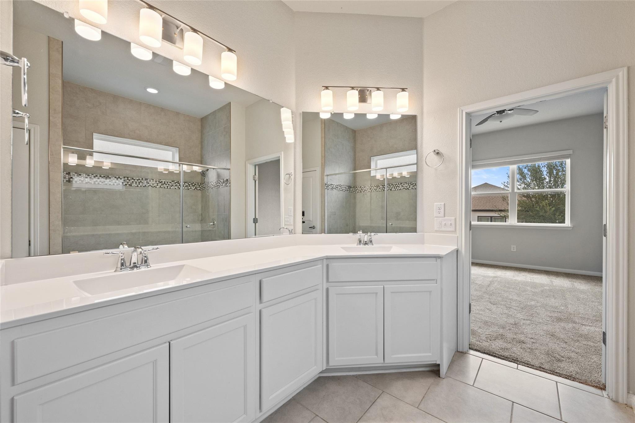 9941 Comely Bnd Property Photo 15