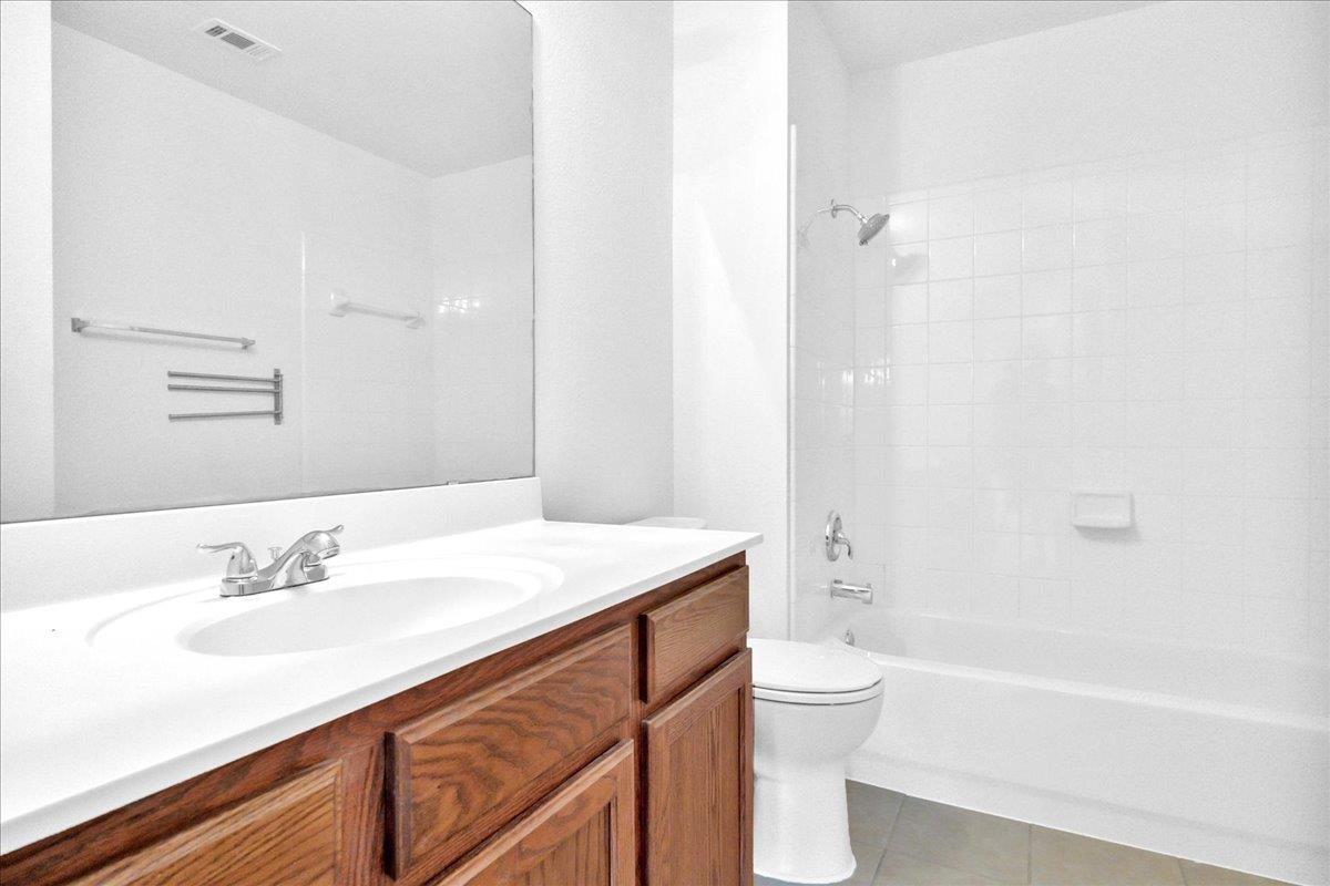 1402 Grafton Ln Property Photo 19