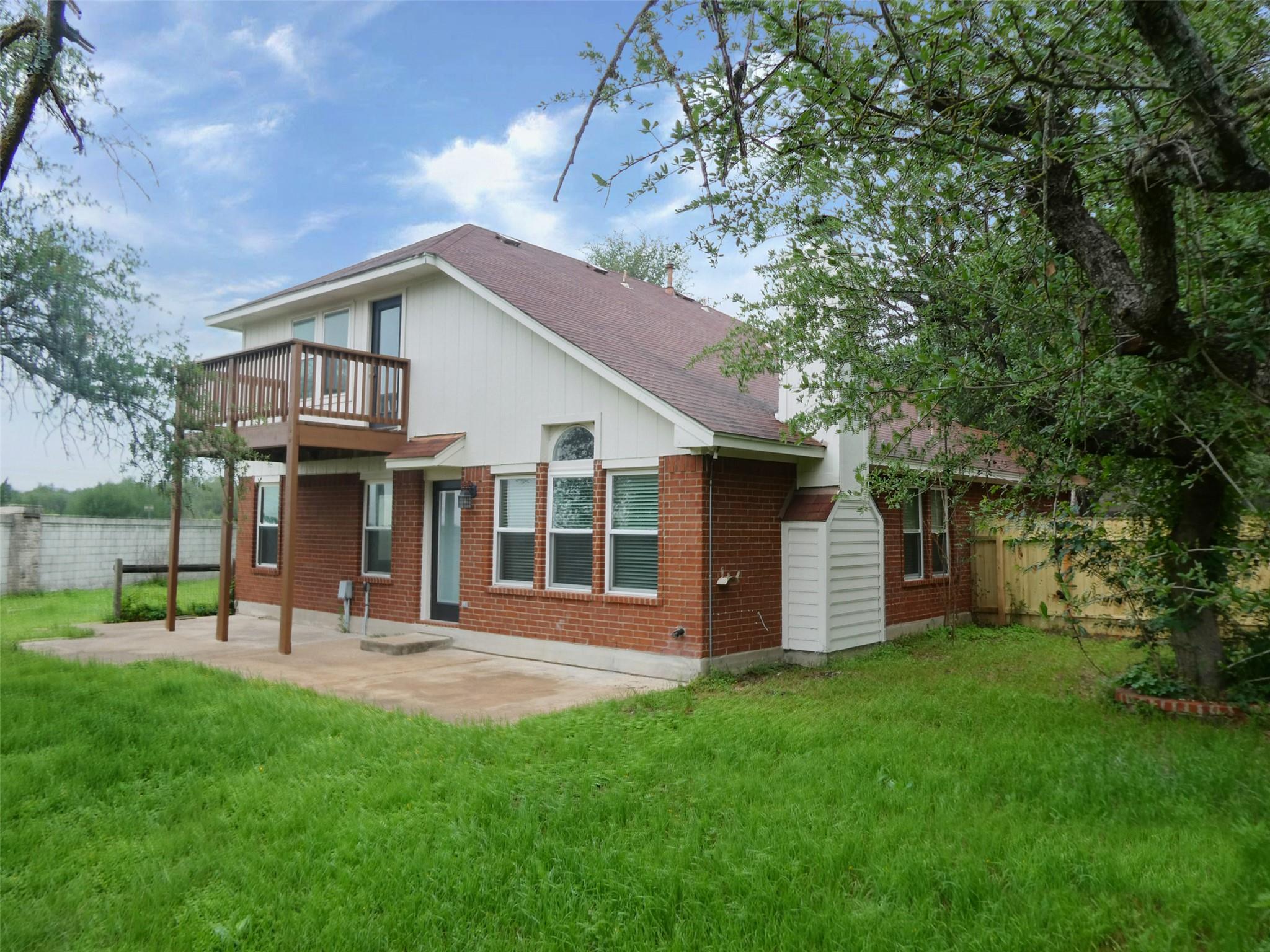 2310 Macaw Dr Property Photo 26