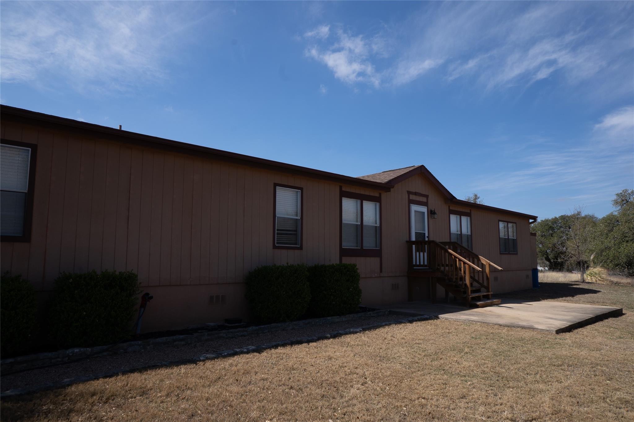 1149 Hart Ln Property Photo 4