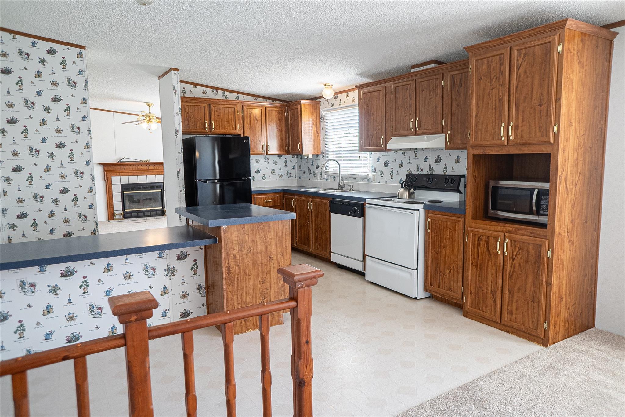 1149 Hart Ln Property Photo 6