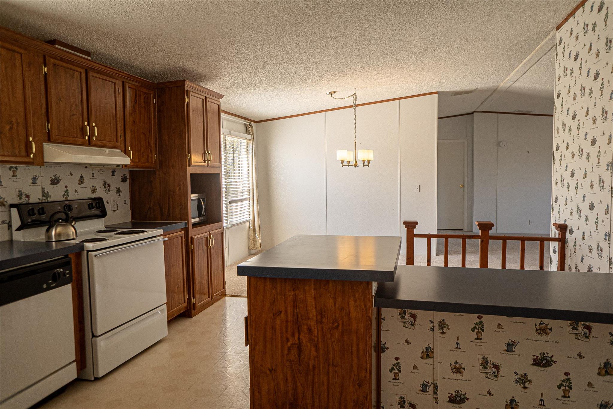 1149 Hart Ln Property Photo 7