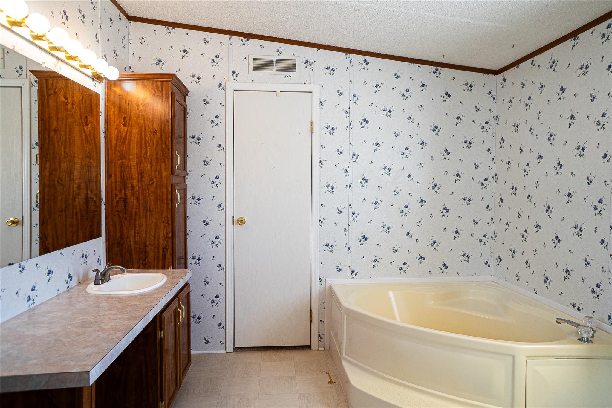1149 Hart Ln Property Photo 12