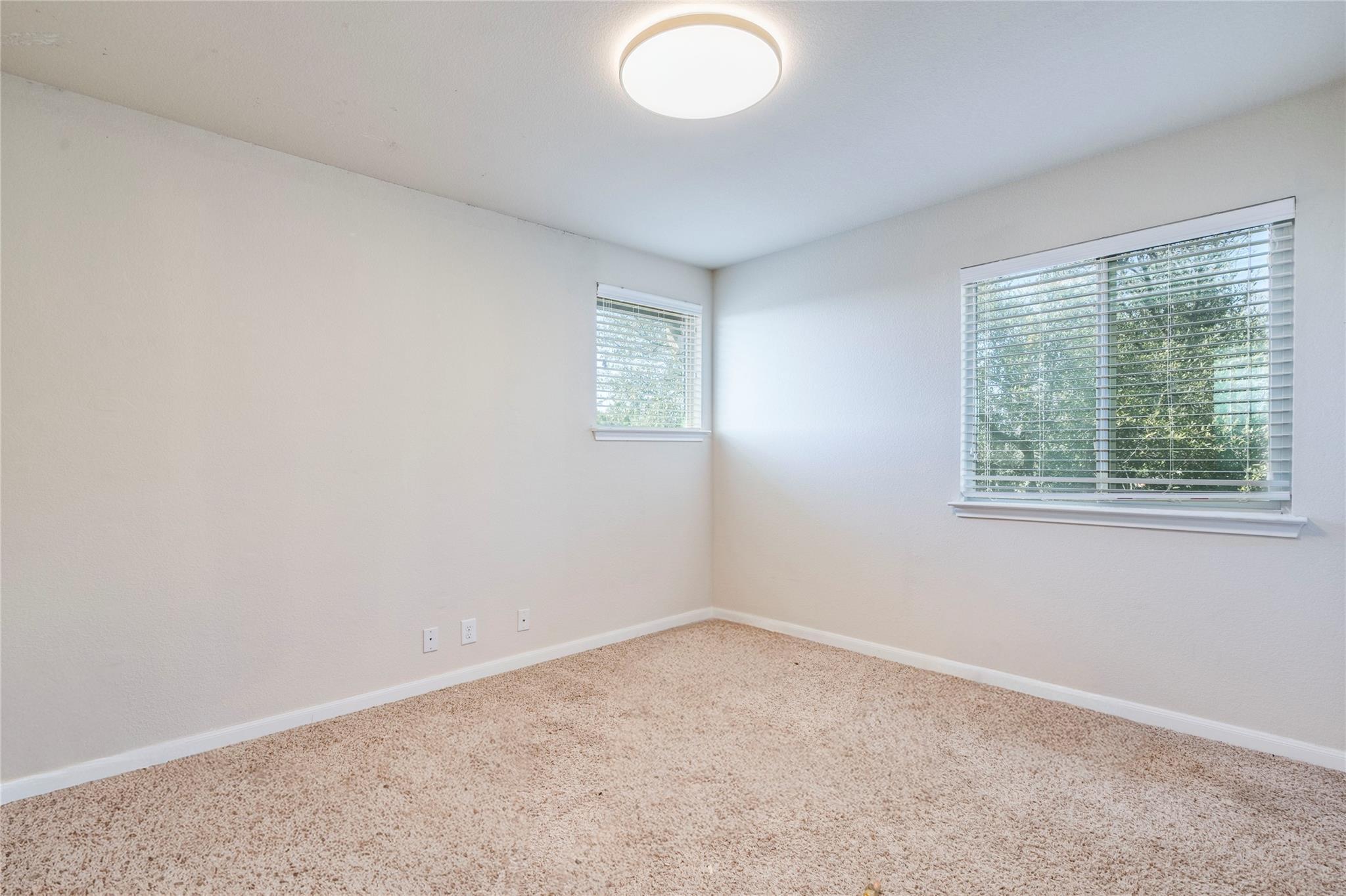17708 Linkhill Dr Property Photo 32