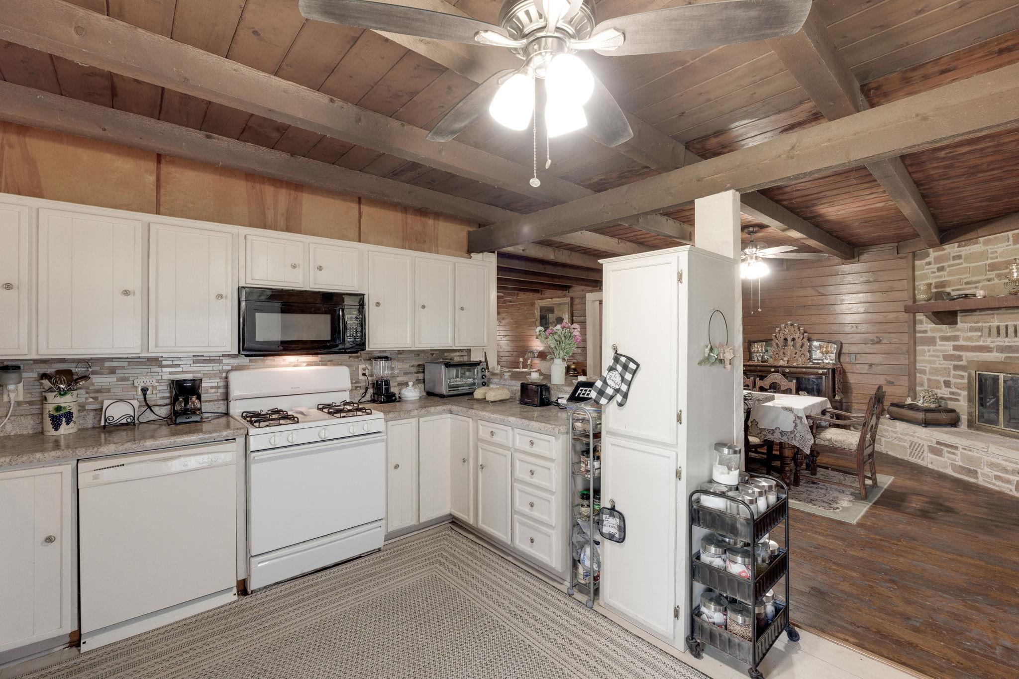 4723 Cr 117 None Property Photo 12