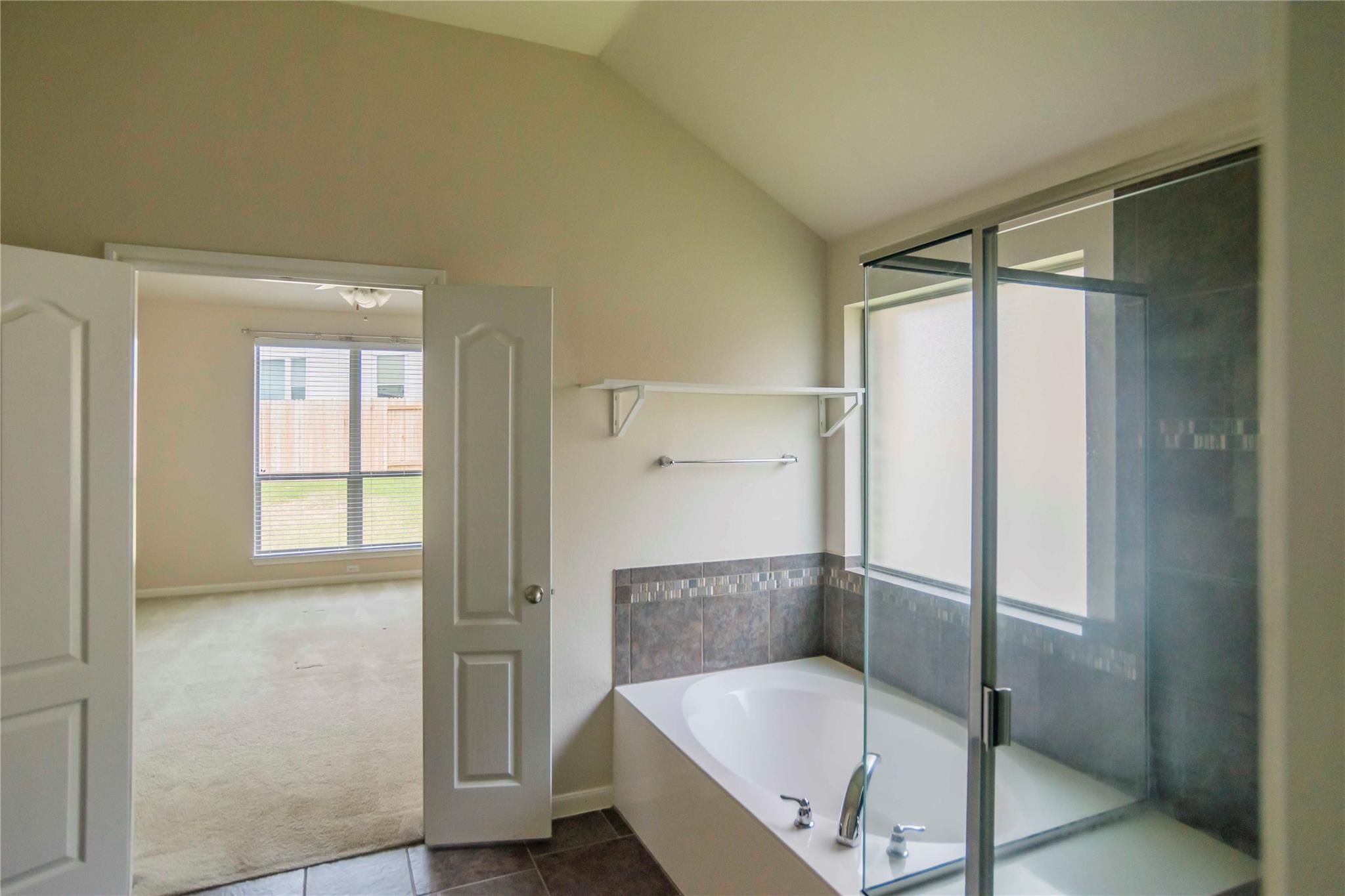 2542 Ravenwood Dr Property Photo 11