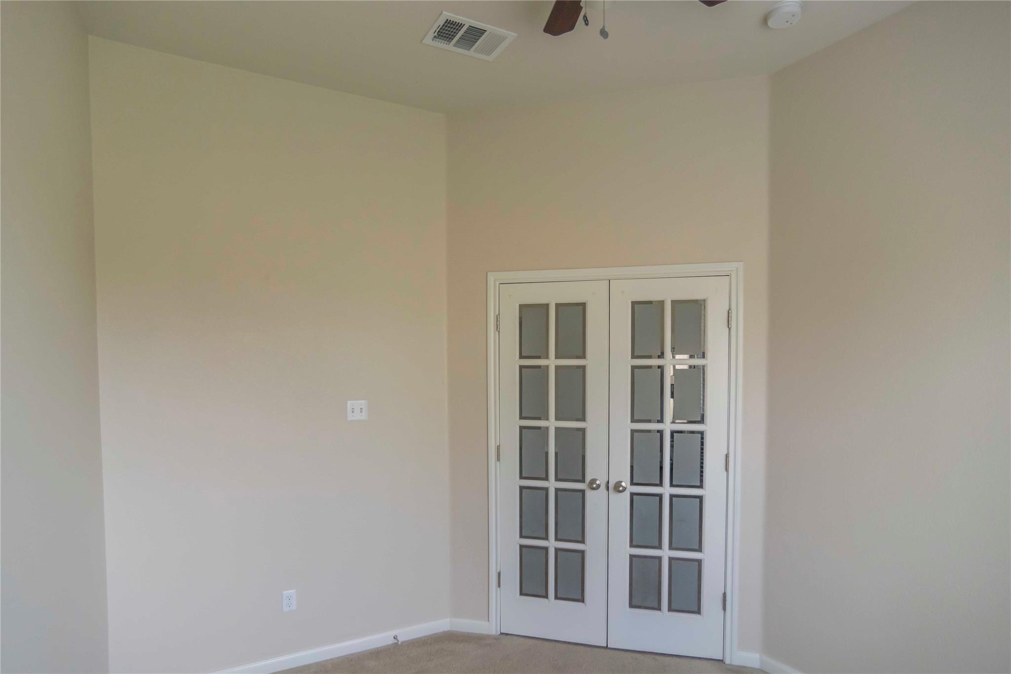 2542 Ravenwood Dr Property Photo 16