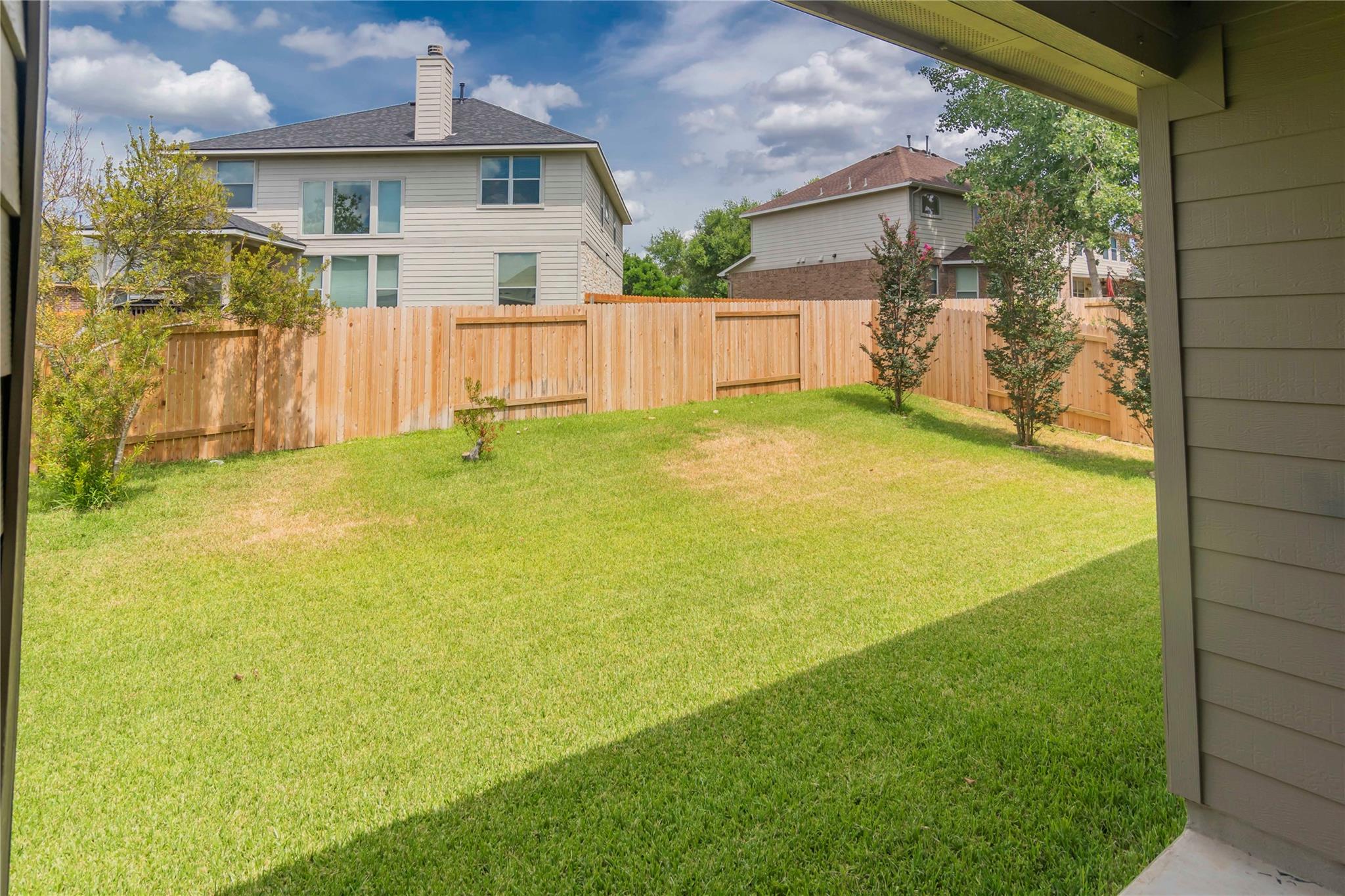 2542 Ravenwood Dr Property Photo 23