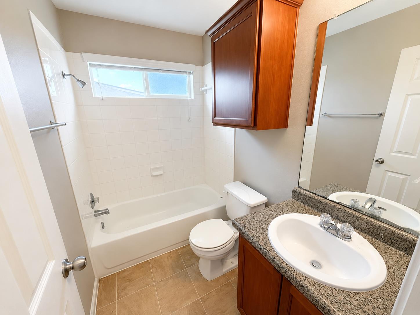 220 Adriana Ln Property Photo 9