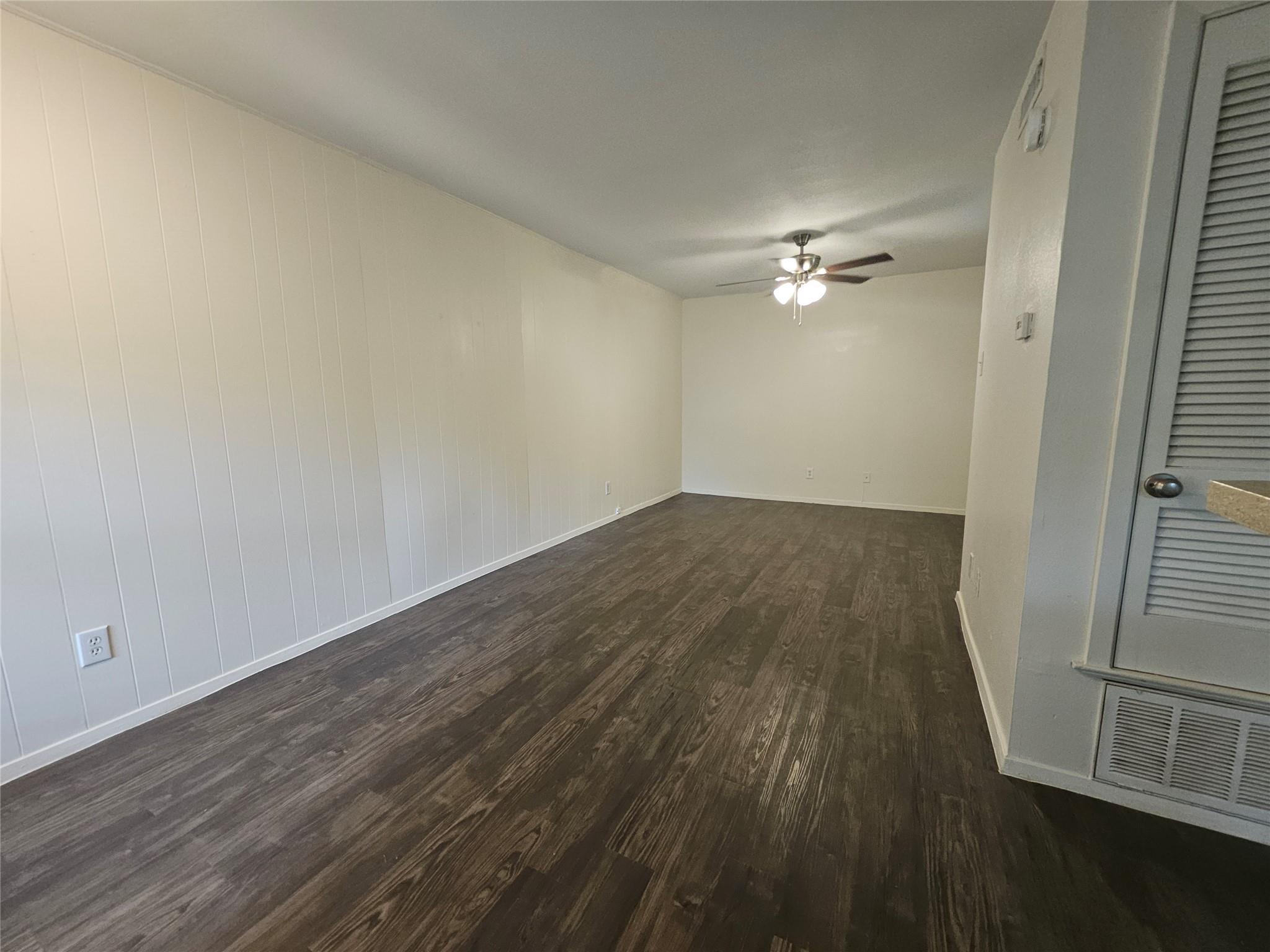 4406 Avenue C None #apt 205 Property Photo 3