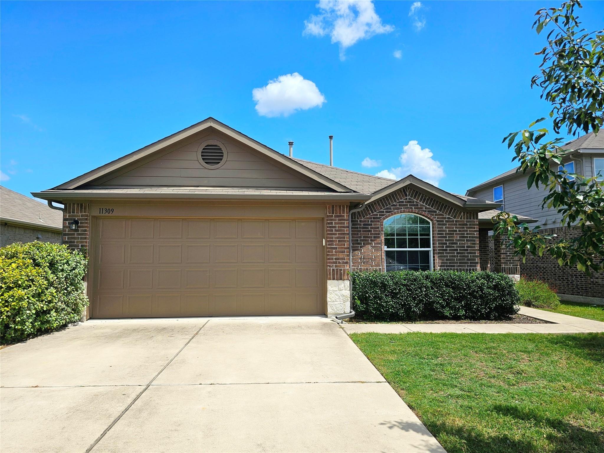 11309 Bachman Dr Property Photo 1