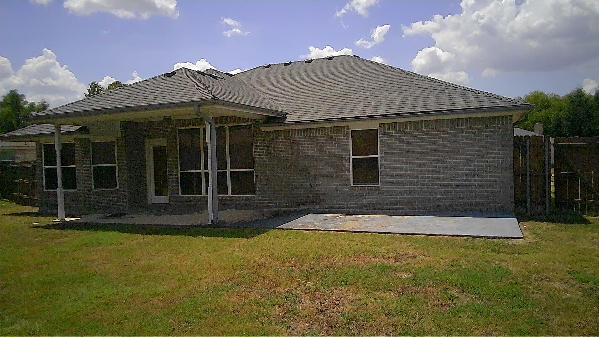 5105 Southern Crossing Dr Property Photo 11