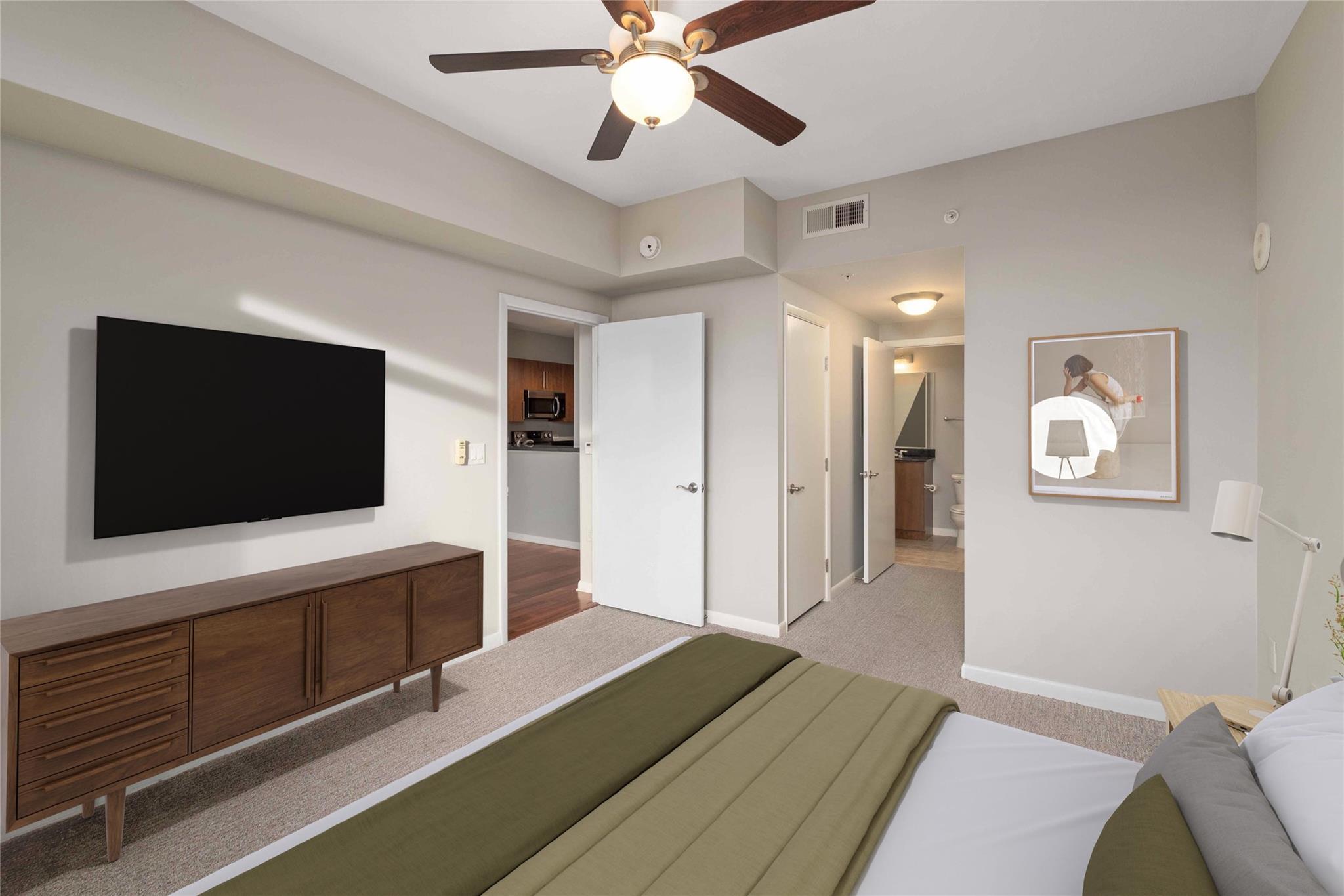 54 Rainey St #810 Property Photo 14