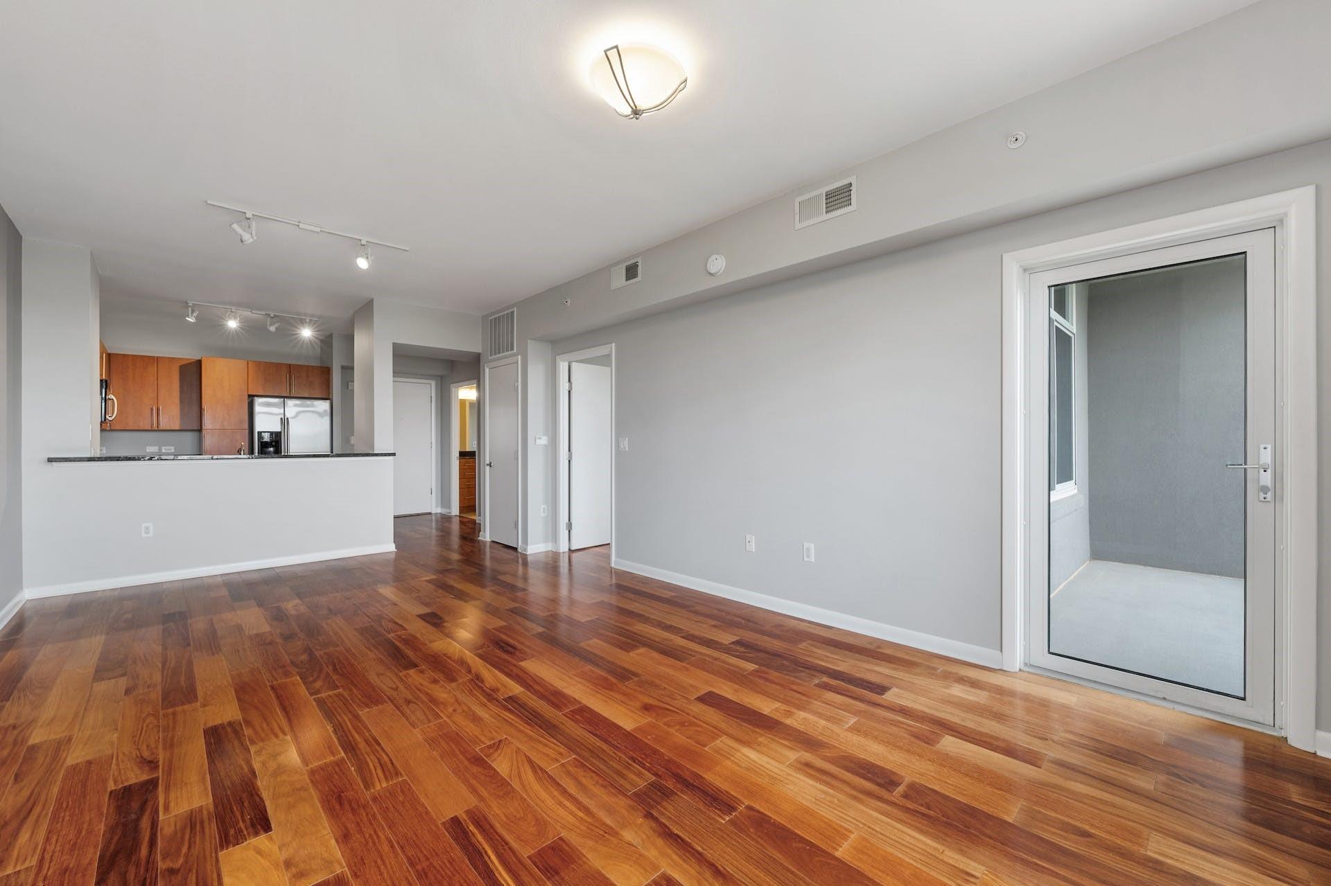 54 Rainey St #810 Property Photo 15