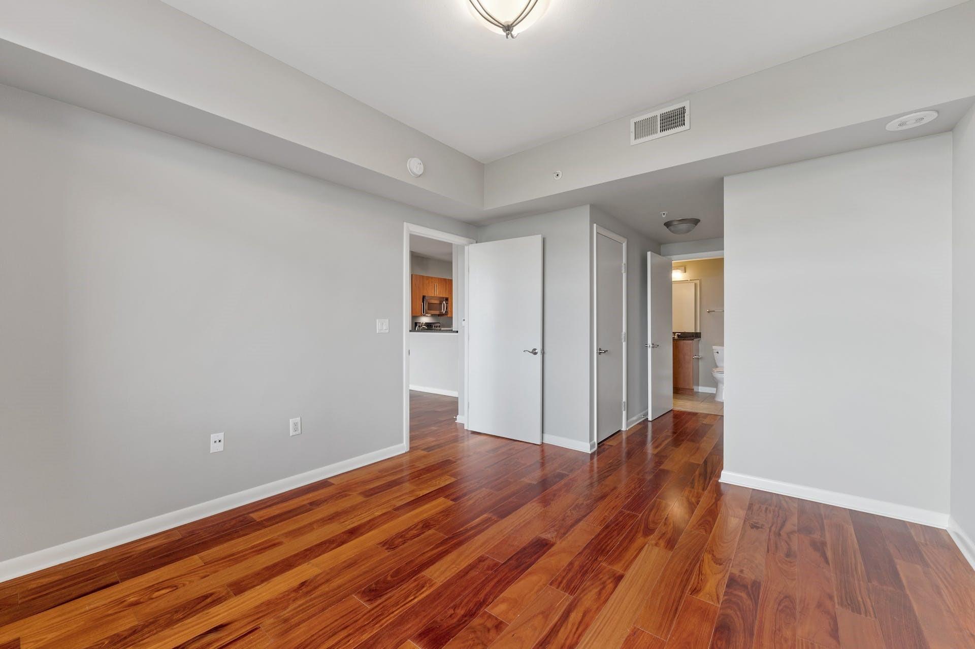 54 Rainey St #810 Property Photo 26