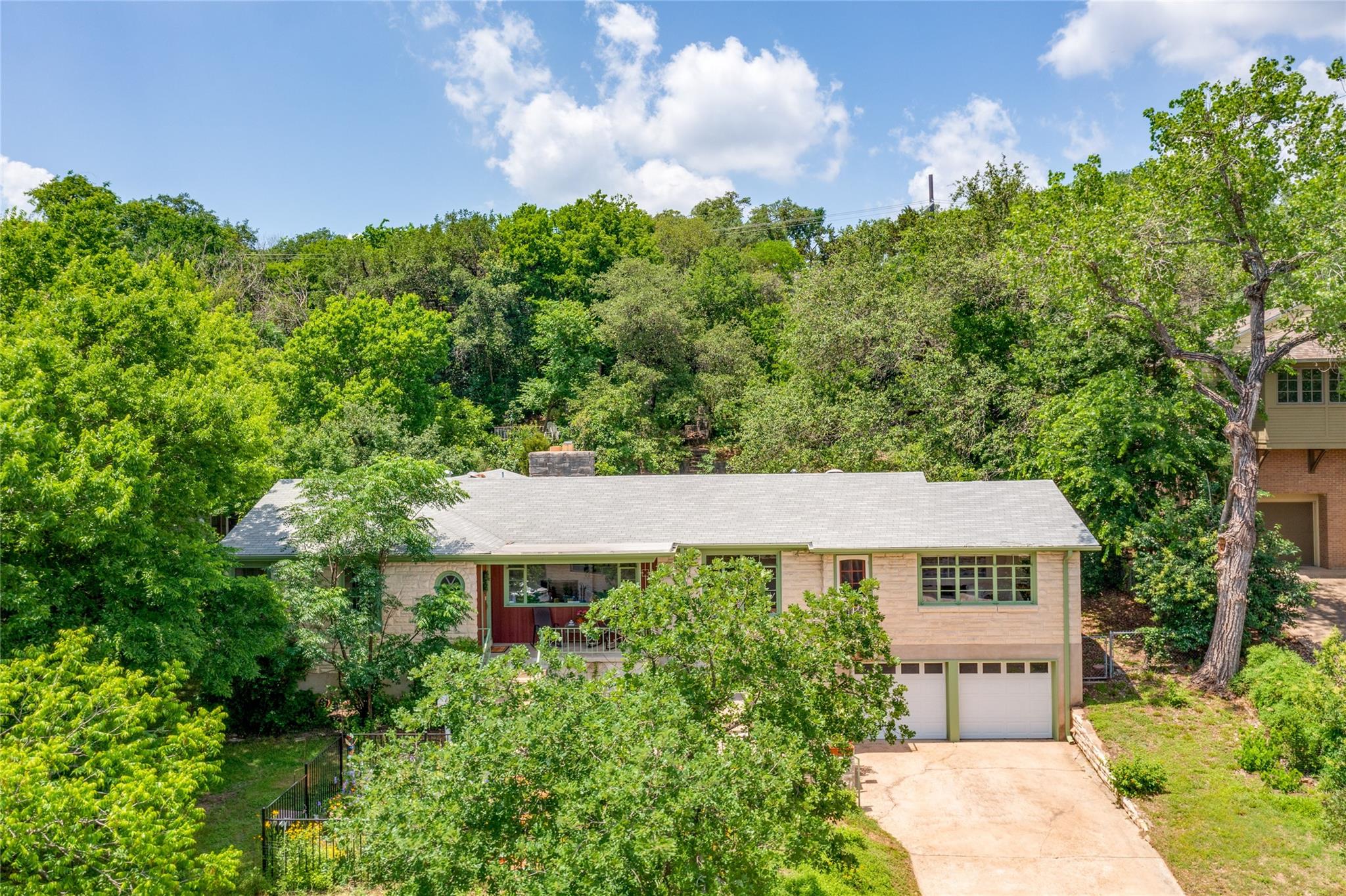 4804 Balcones Dr Property Photo 37