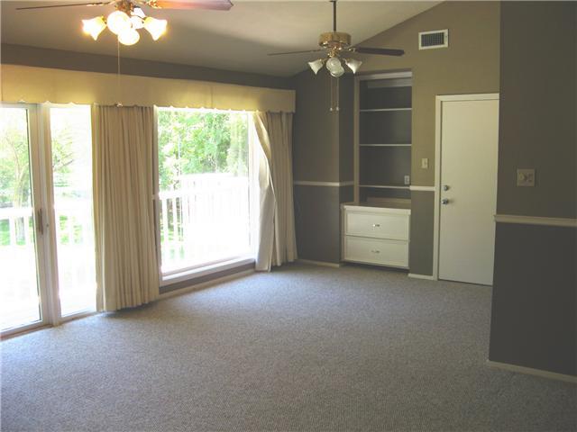 2001 Manana St Property Photo 9
