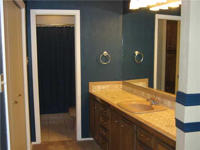 2001 Manana St Property Photo 16