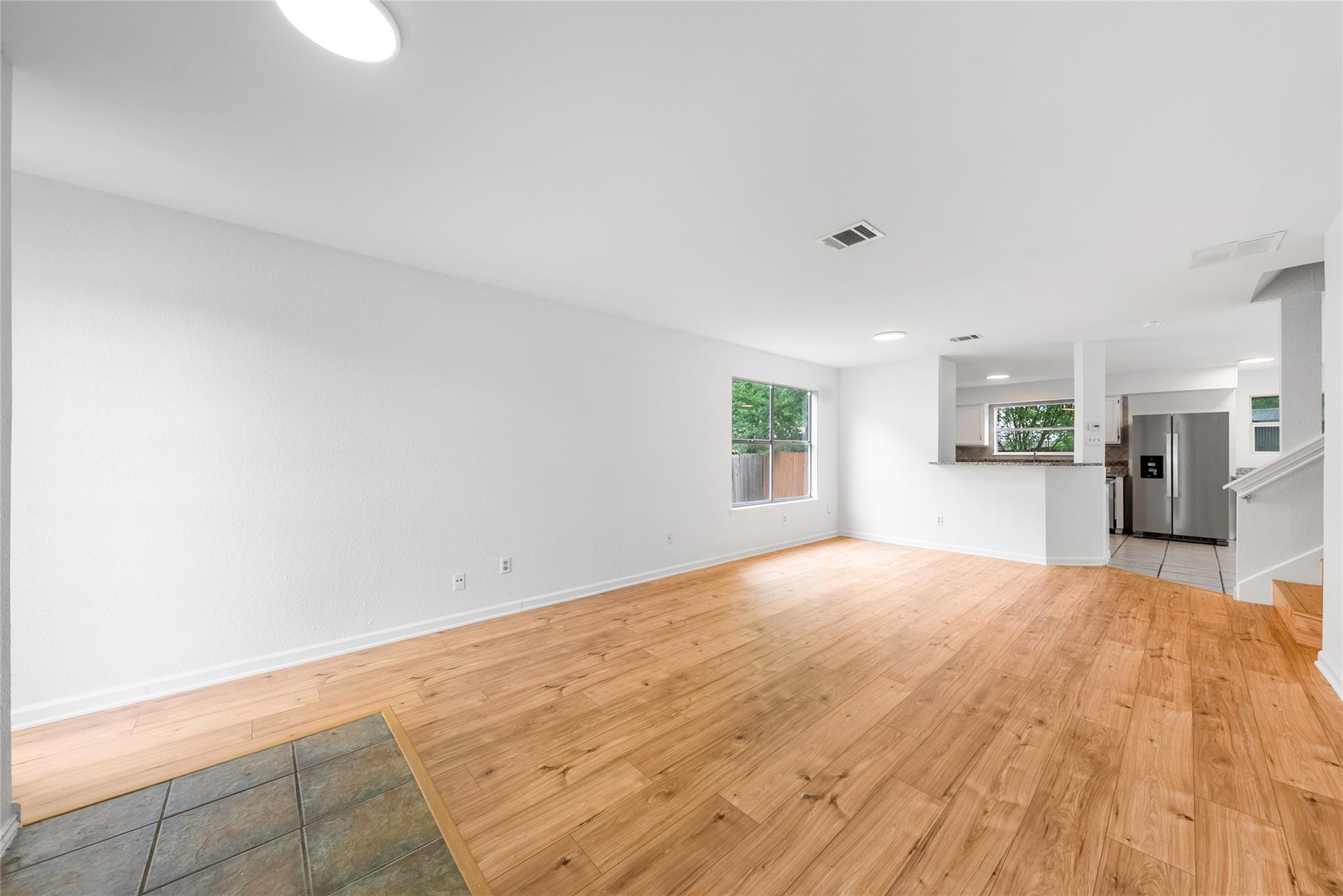 13701 Cambourne Dr Property Photo 5