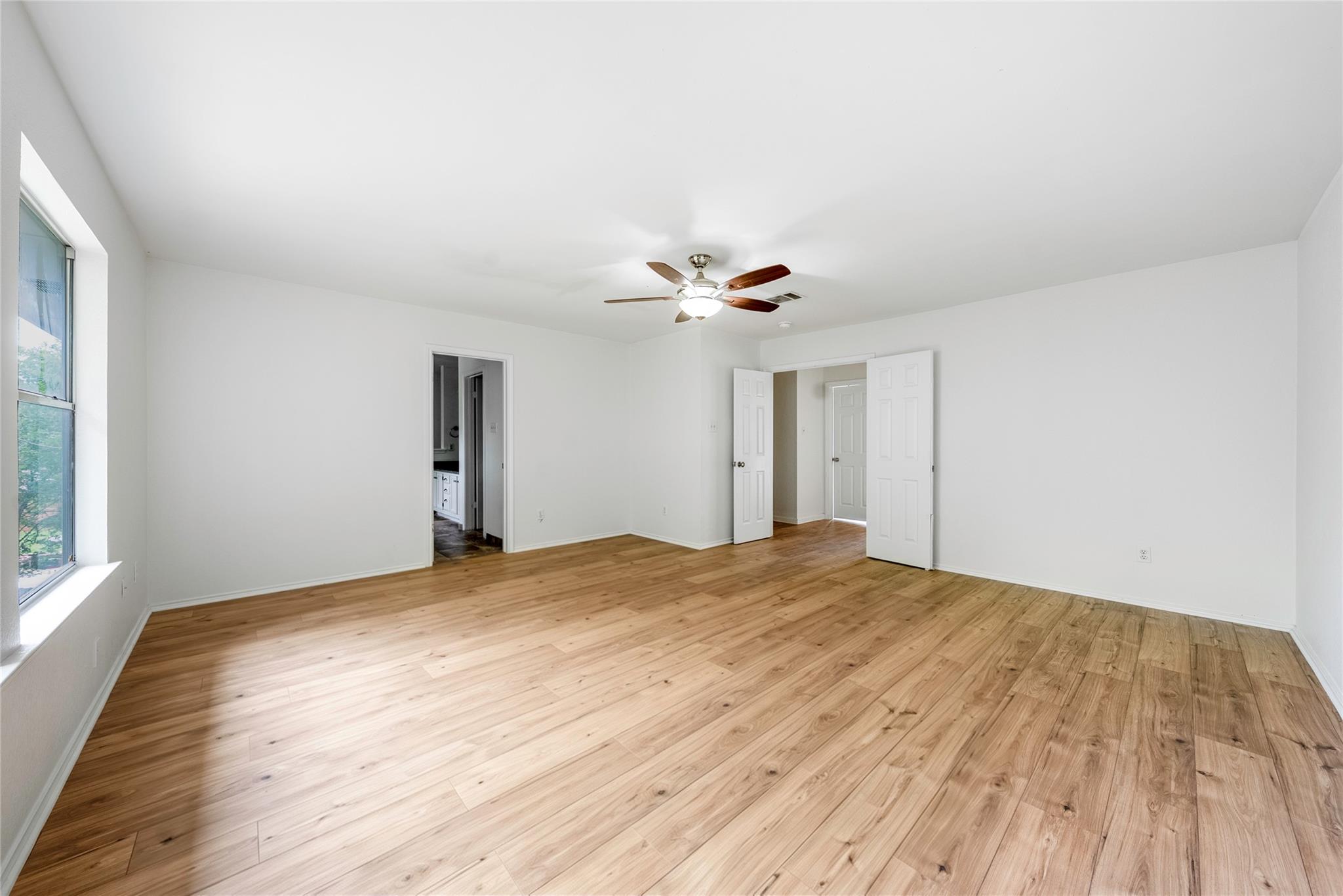 13701 Cambourne Dr Property Photo 18