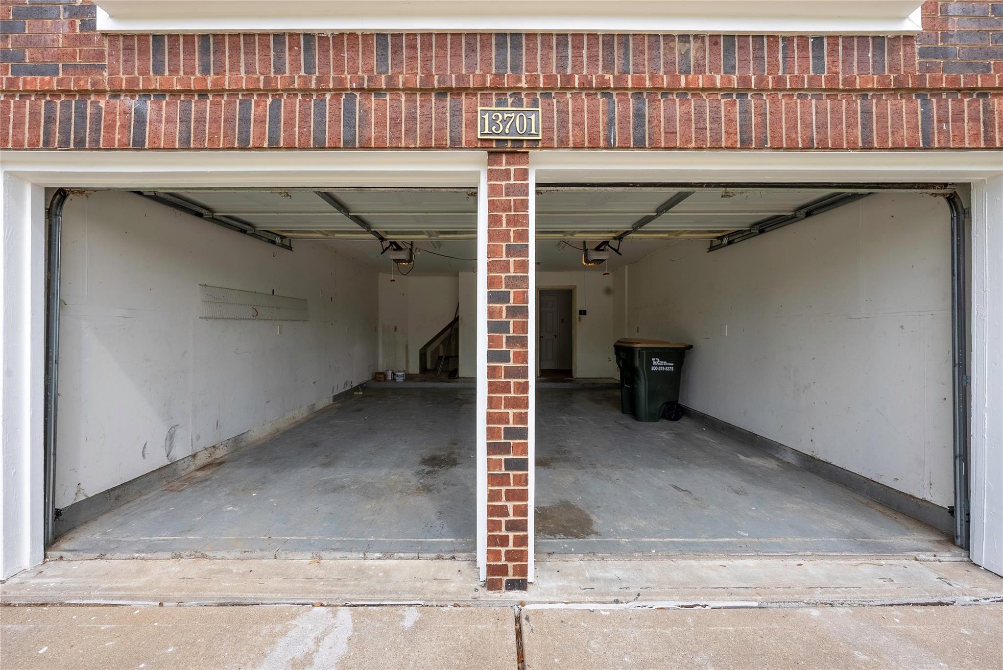 13701 Cambourne Dr Property Photo 33