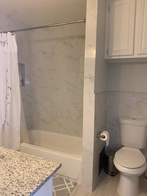 806 W 24th St #330 Property Photo 7