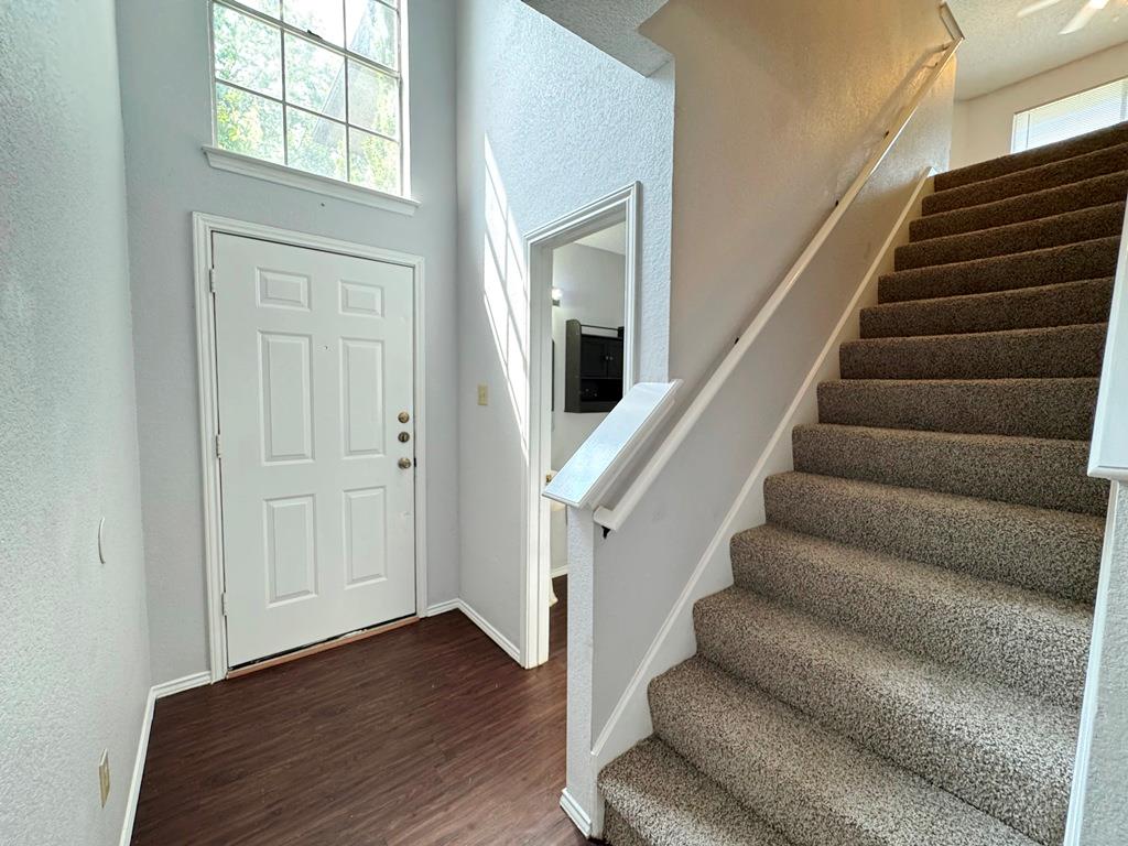 14009 Maricella Ln Property Photo 4