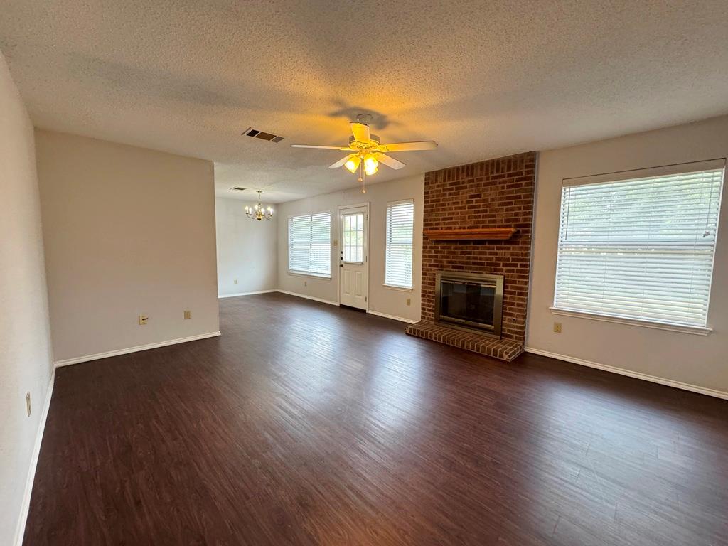 14009 Maricella Ln Property Photo 6