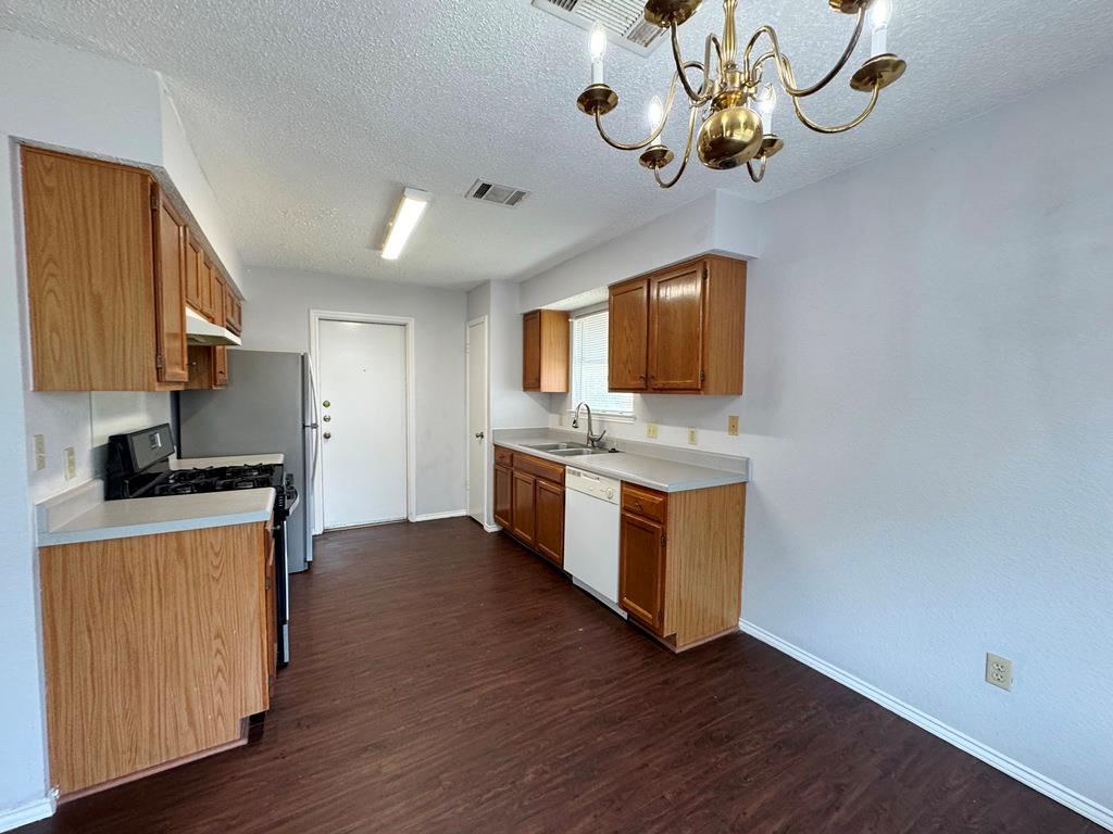 14009 Maricella Ln Property Photo 11