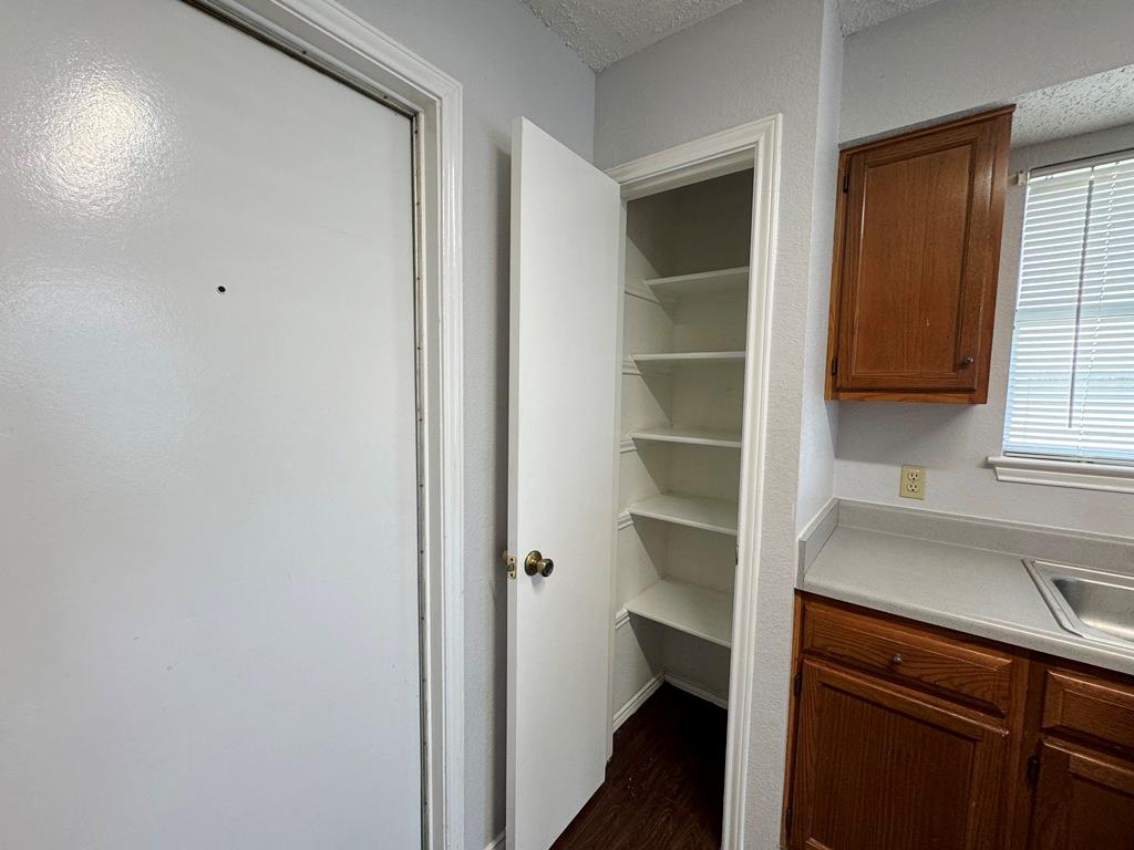 14009 Maricella Ln Property Photo 12