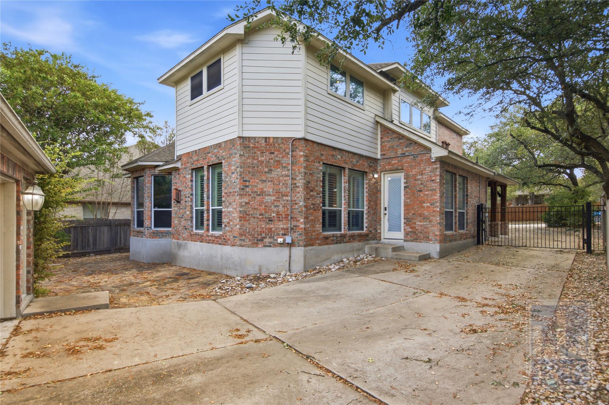 6624 Nusser Ln Property Photo 30