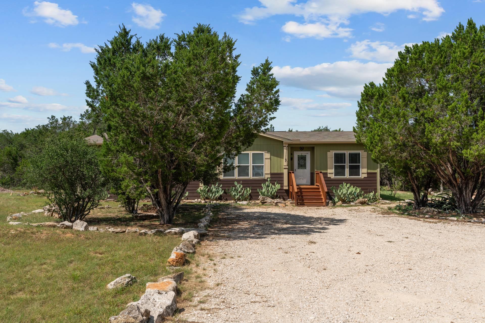 23038 Pedernales Canyon Trl Property Photo 1