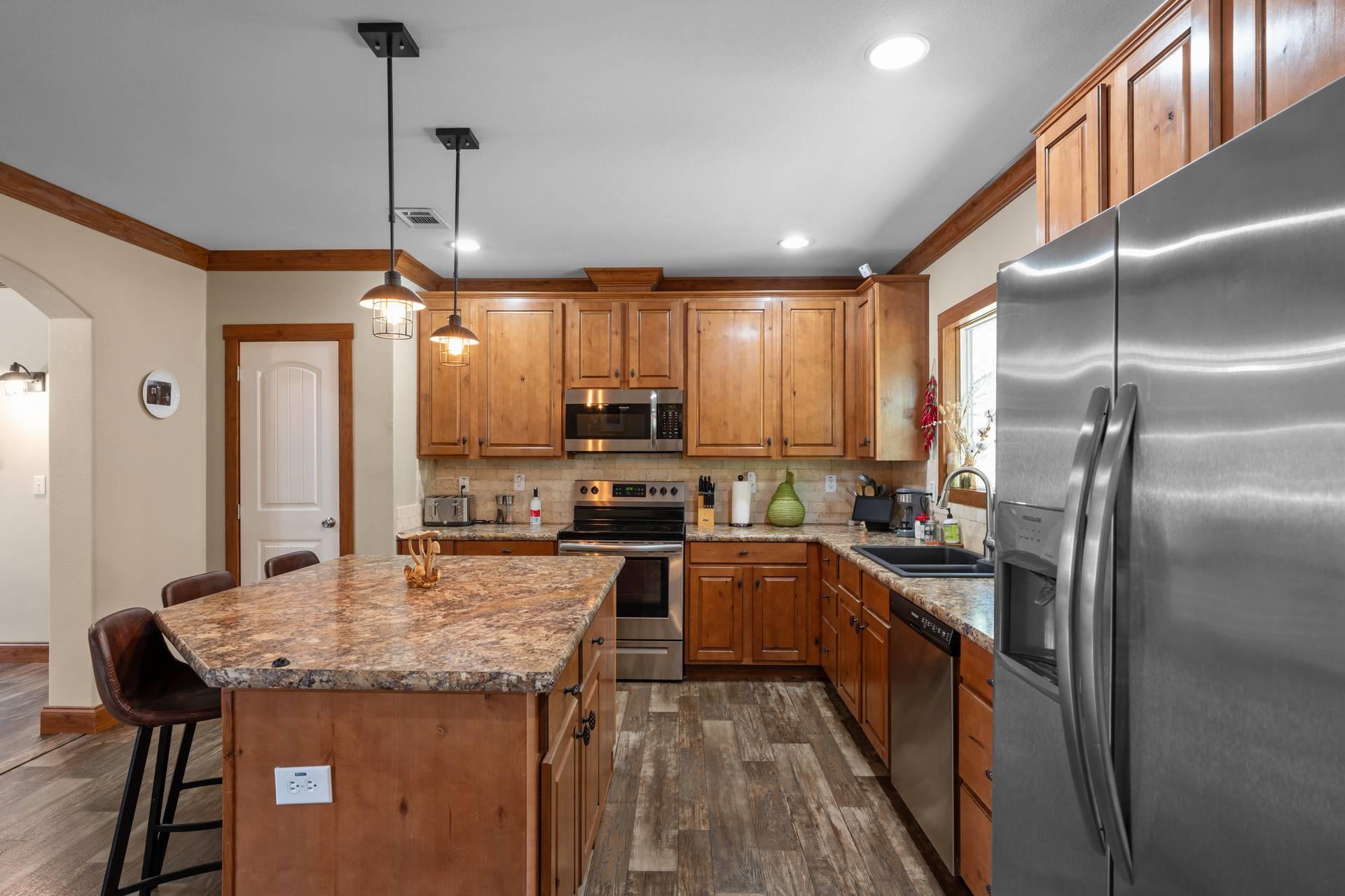 23038 Pedernales Canyon Trl Property Photo 13