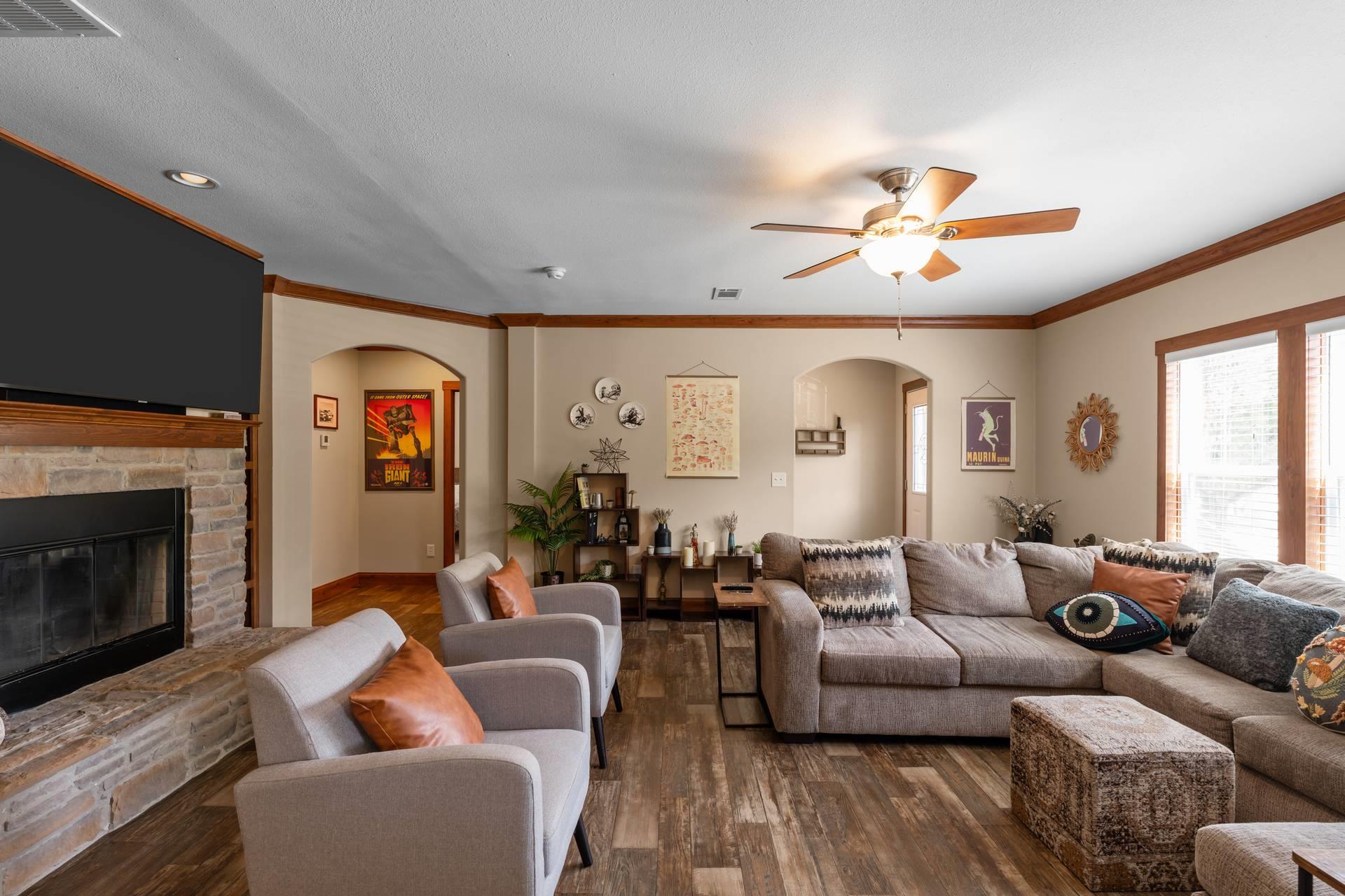 23038 Pedernales Canyon Trl Property Photo 14