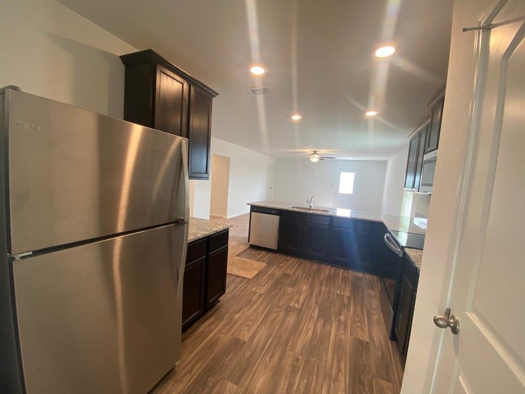 309 Riverdale Drive None Property Photo 5